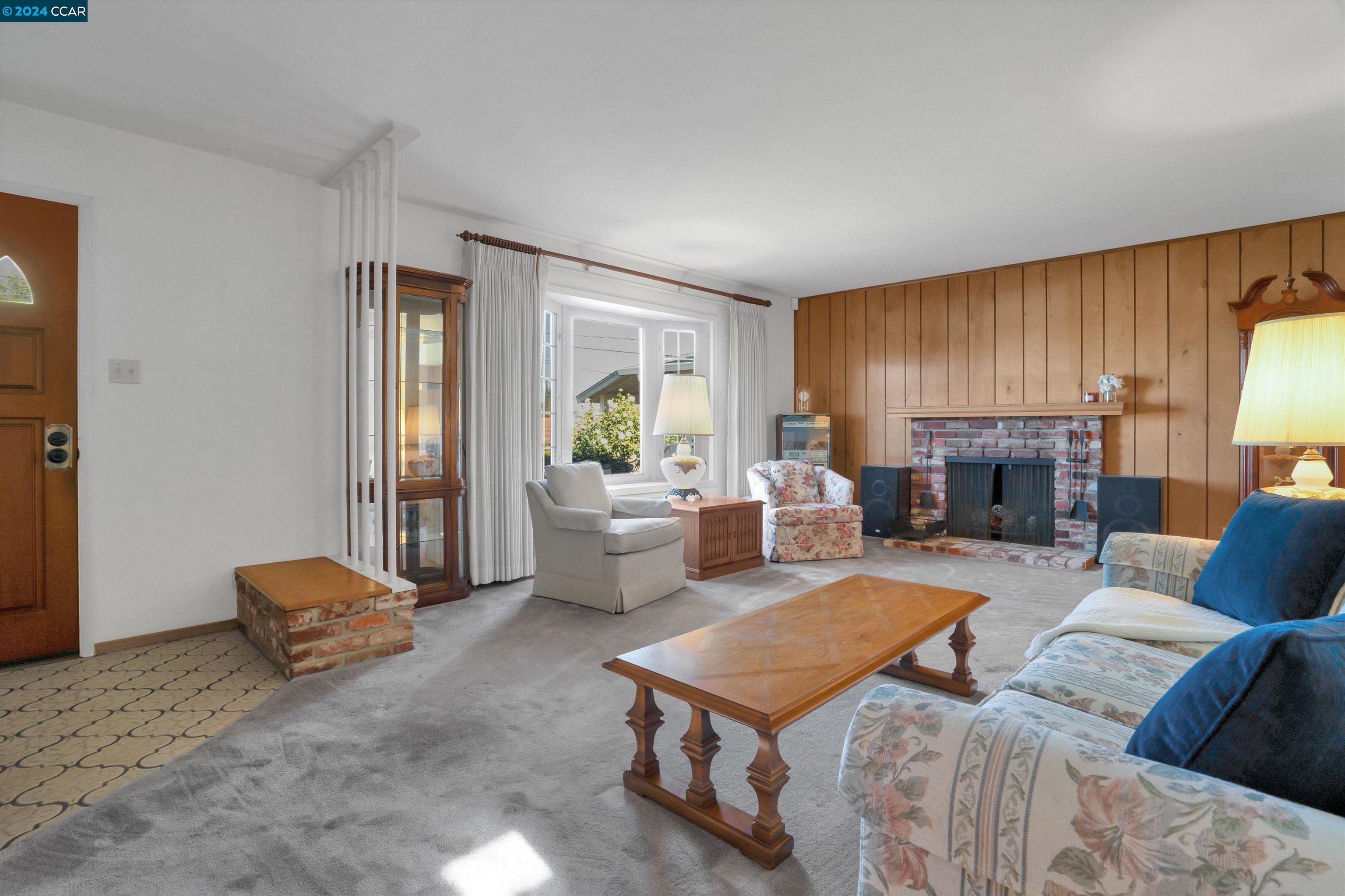 608 Shaddick Dr