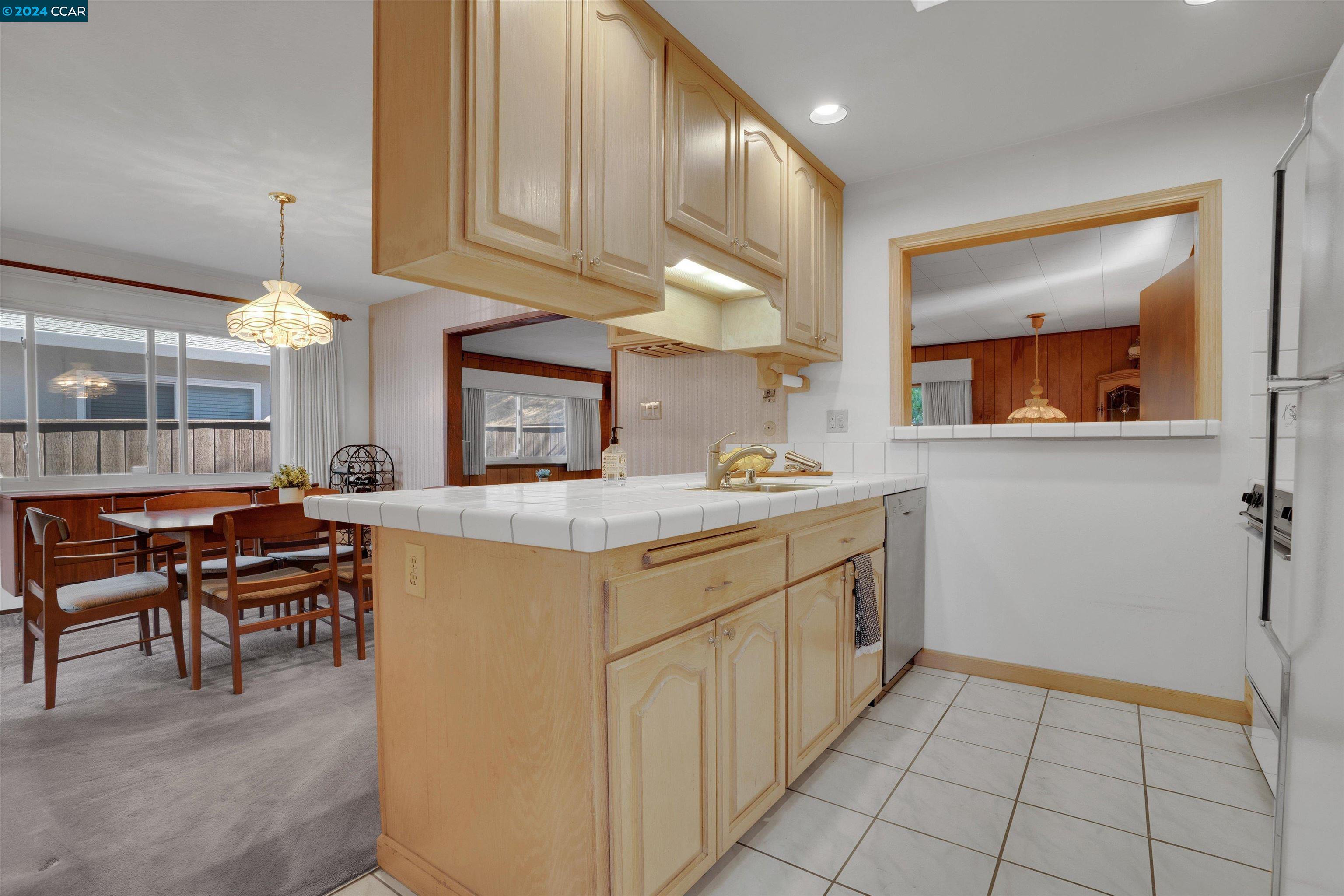608 Shaddick Dr