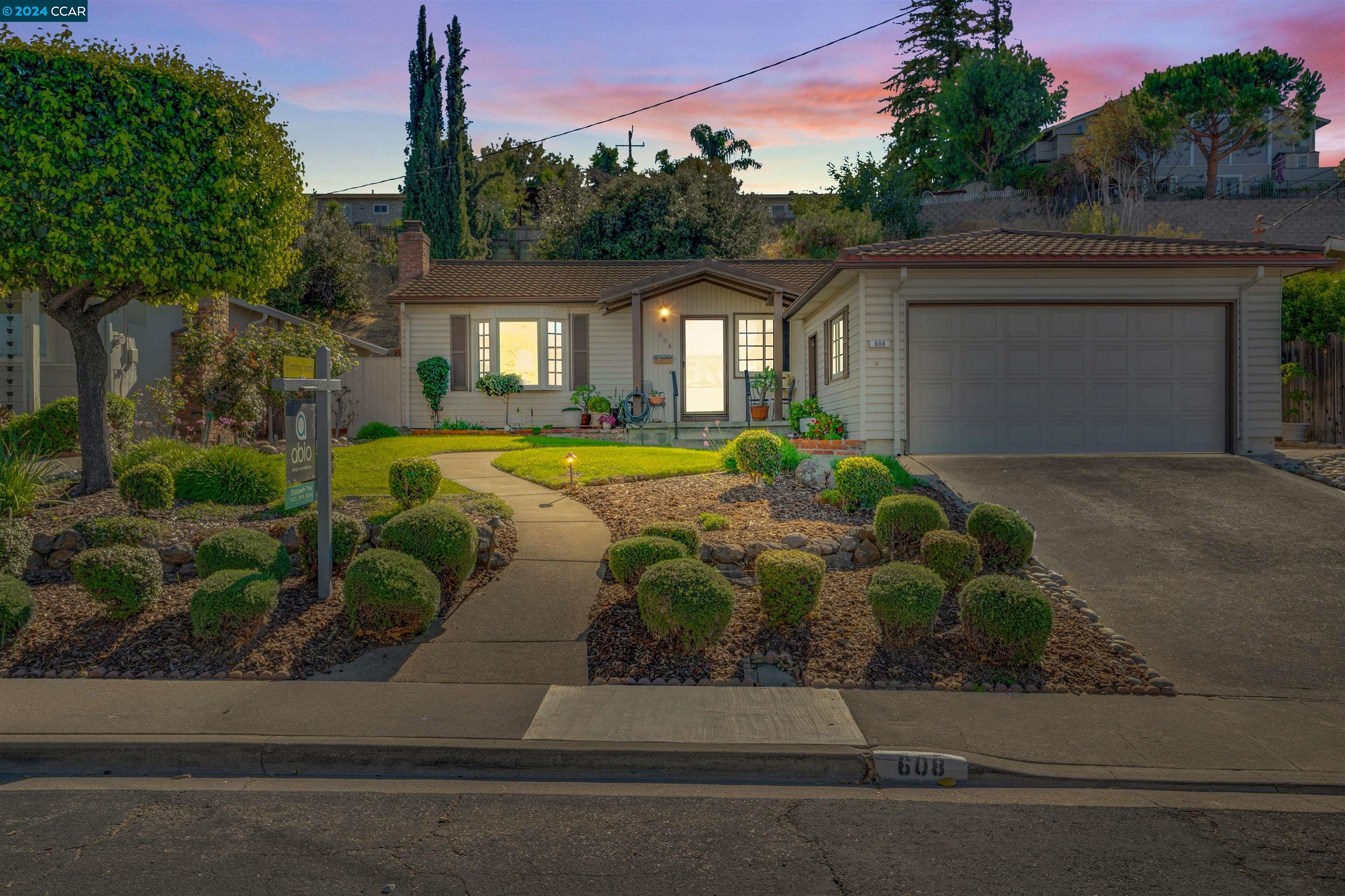 608 Shaddick Dr
