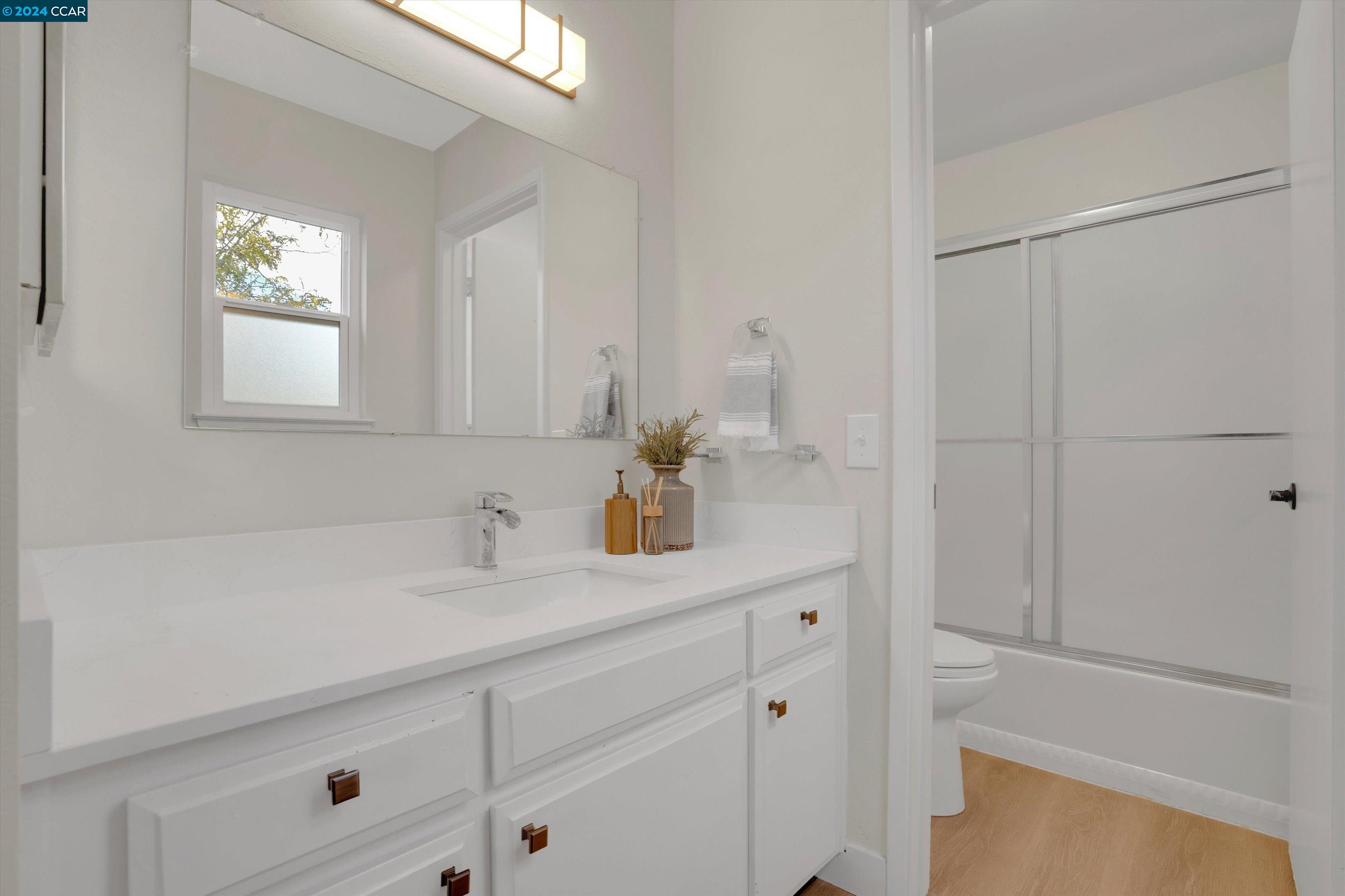 3651 Sun View Court