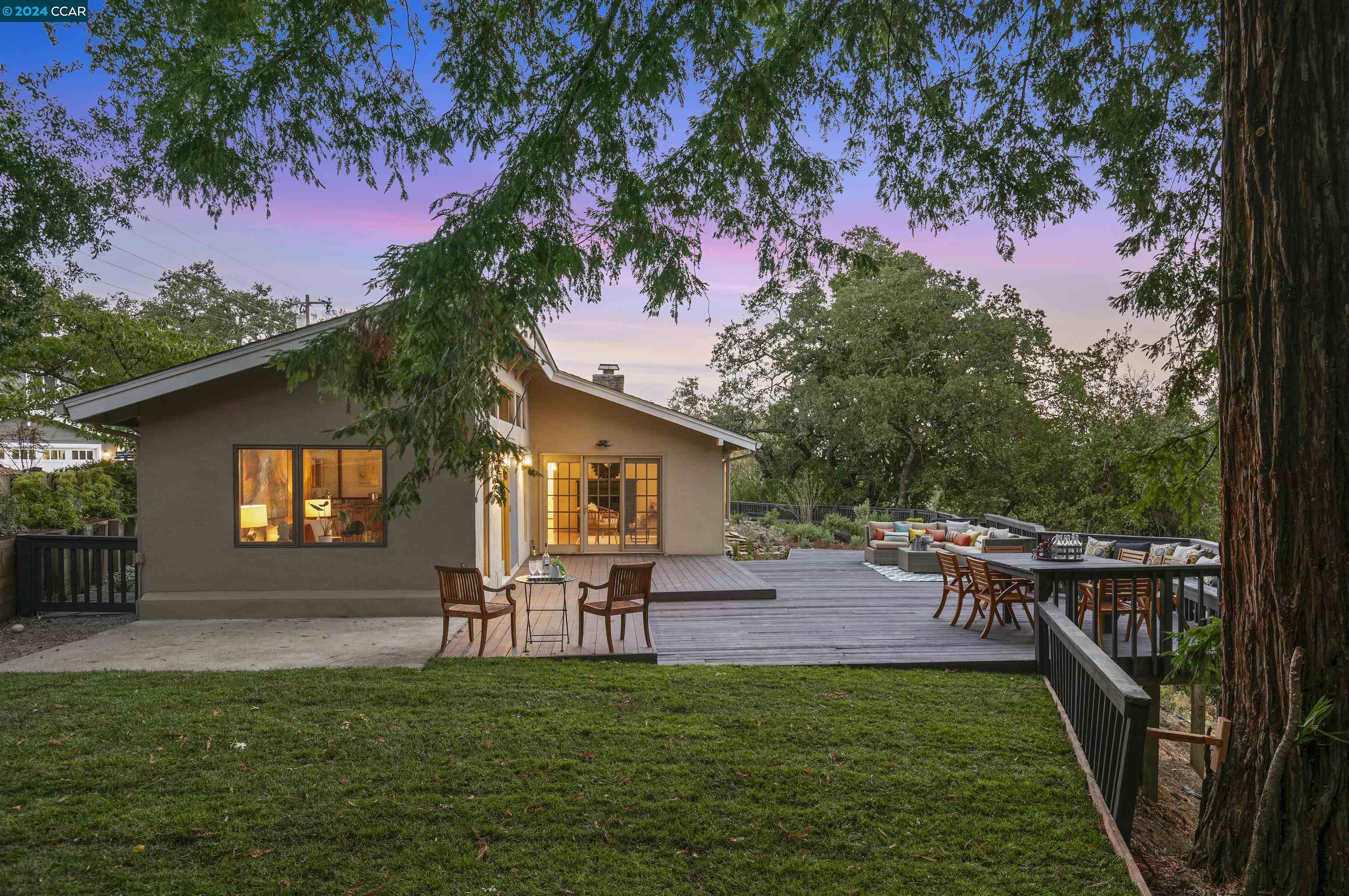3340 Oak Ct