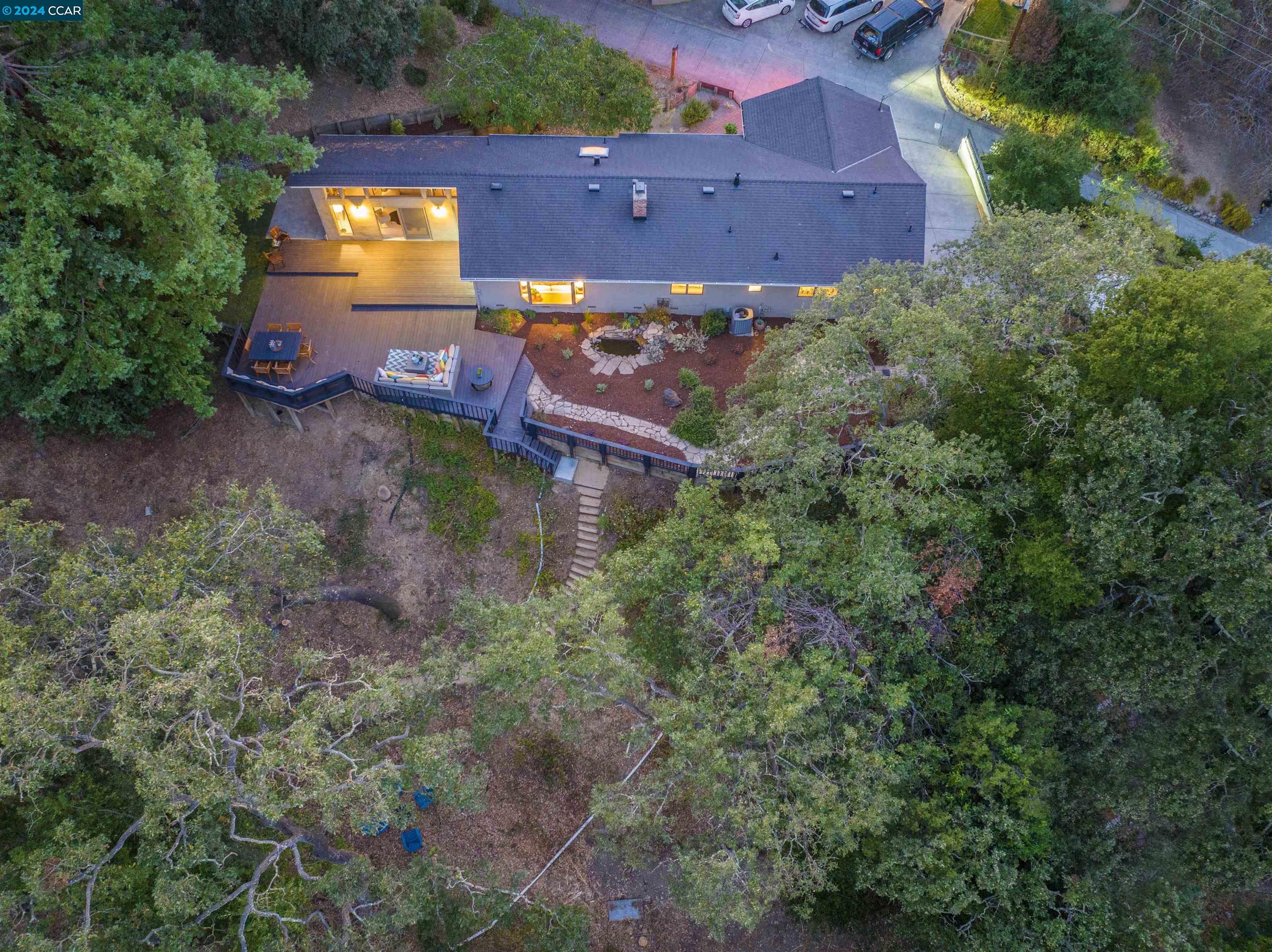 3340 Oak Ct