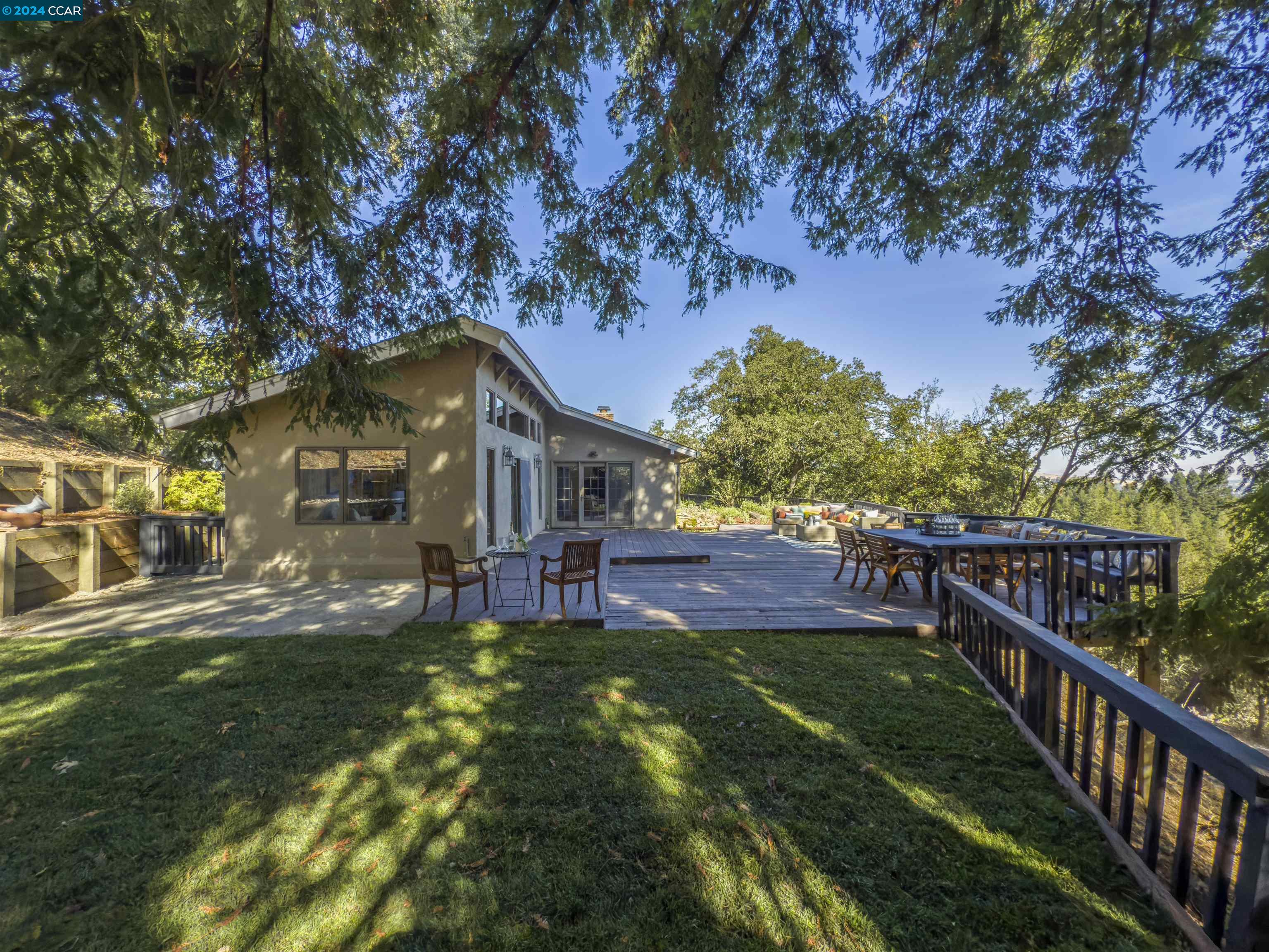 3340 Oak Ct