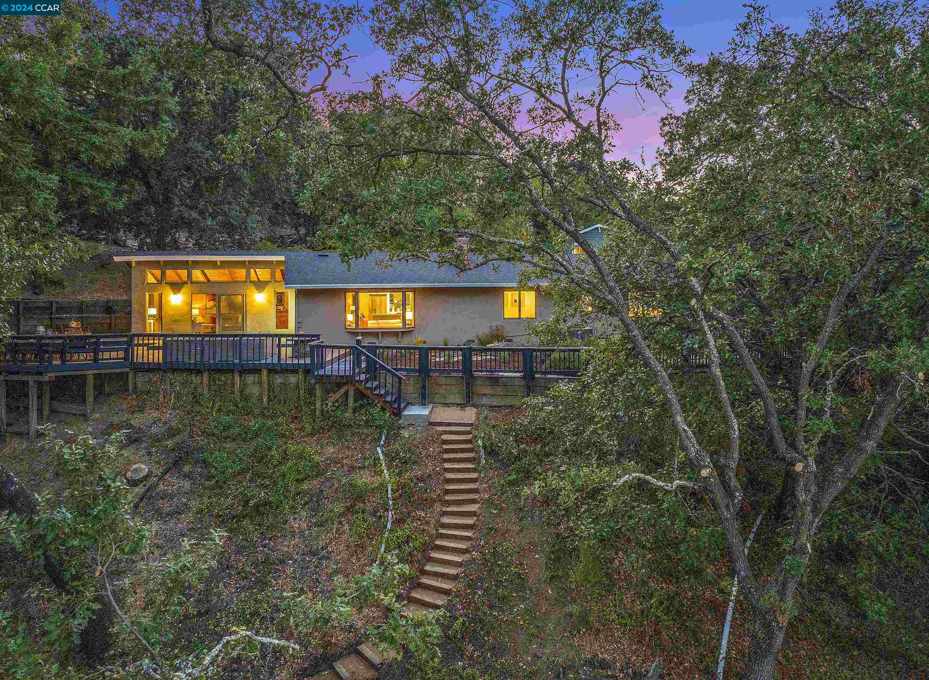 3340 Oak Ct