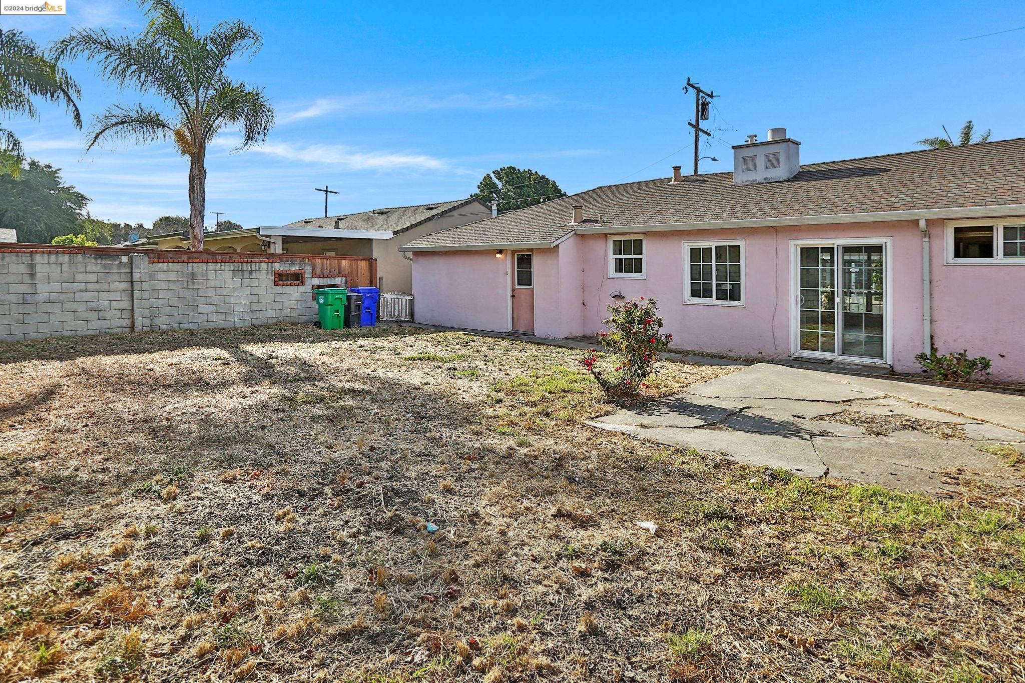 14736 Pepperdine St