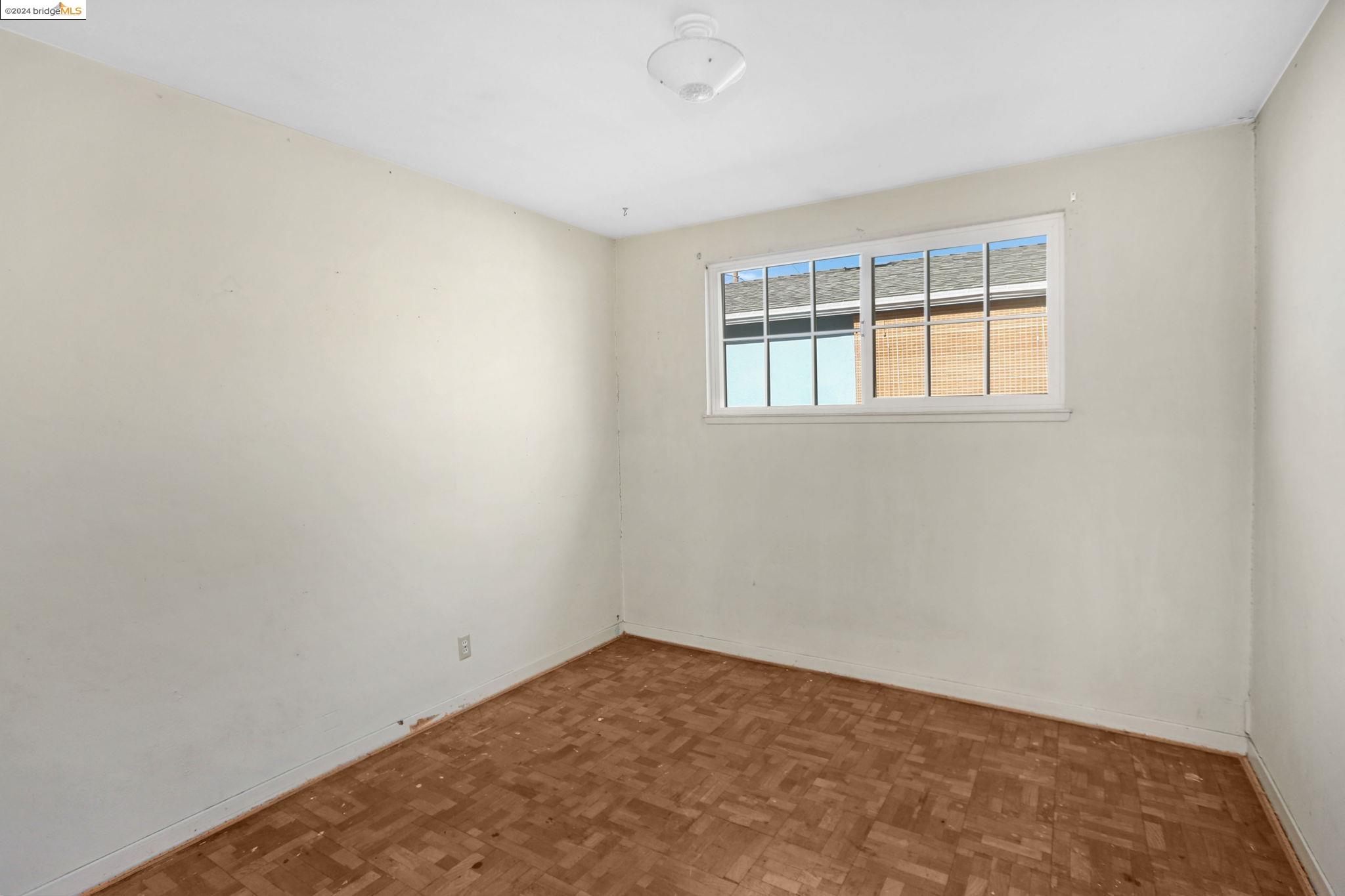 14736 Pepperdine St