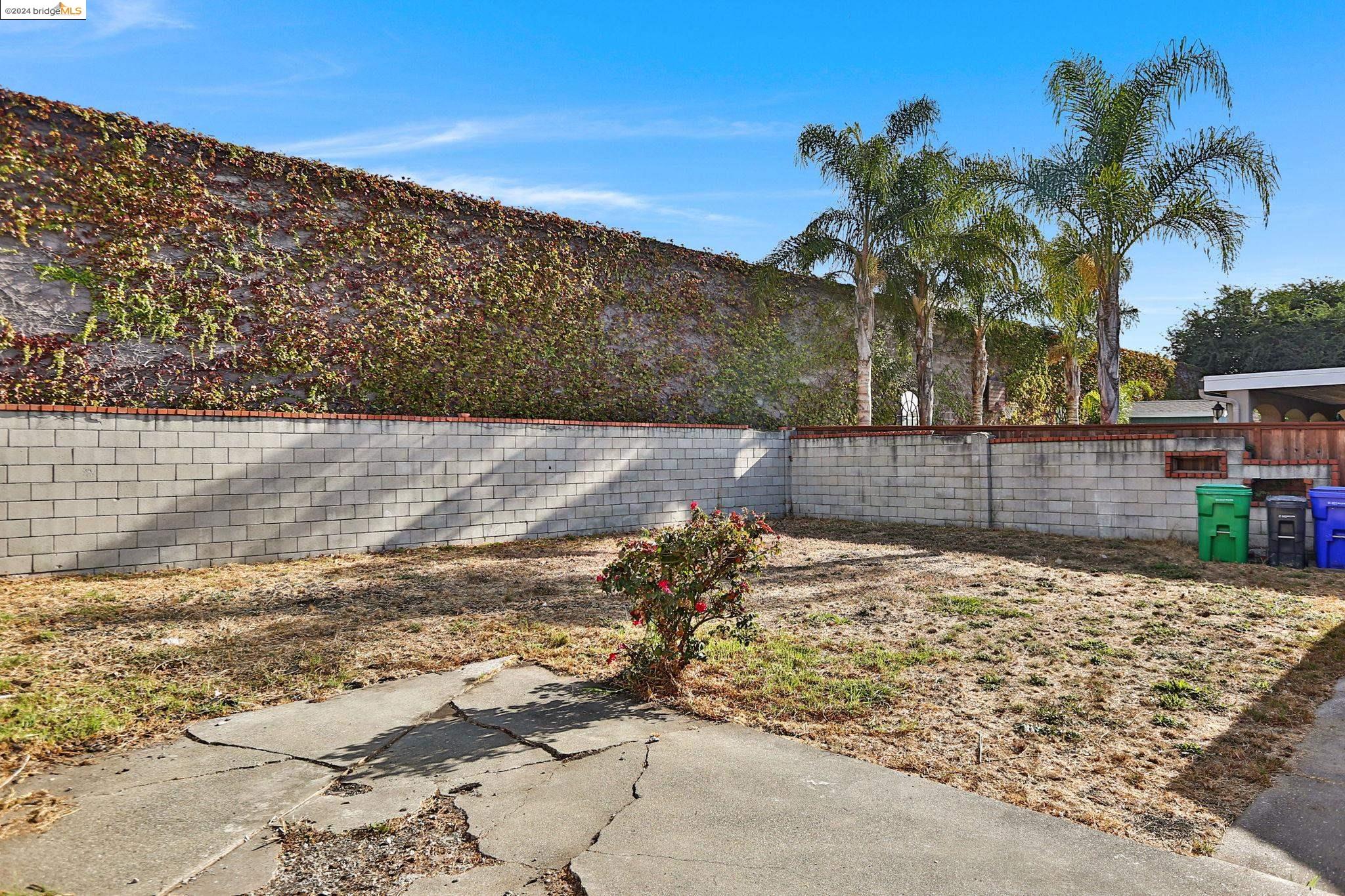 14736 Pepperdine St