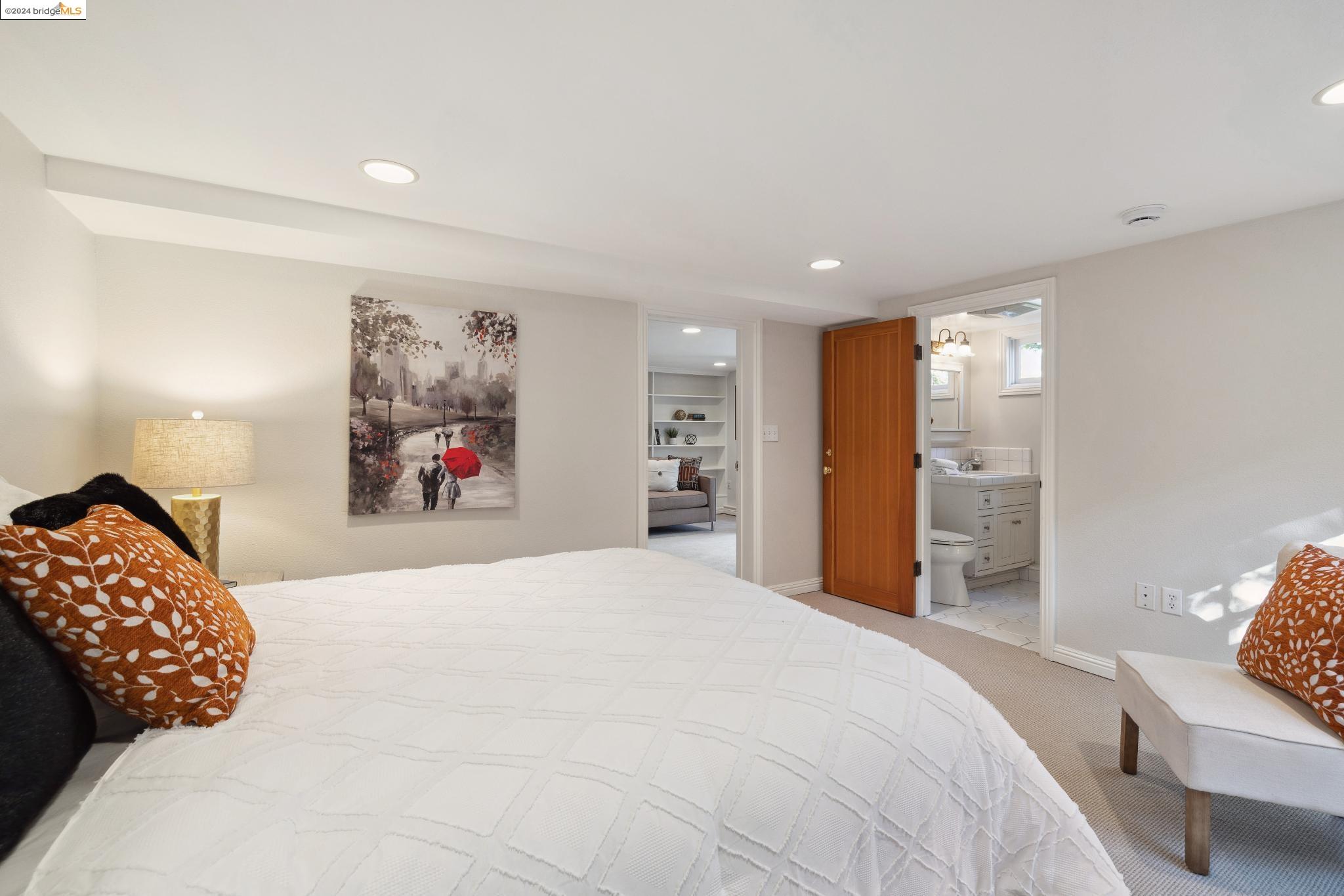 852 Glen Dr.