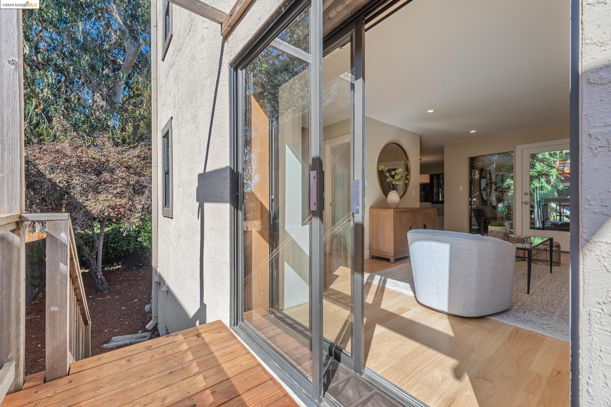 5321 MILES AVENUE # C