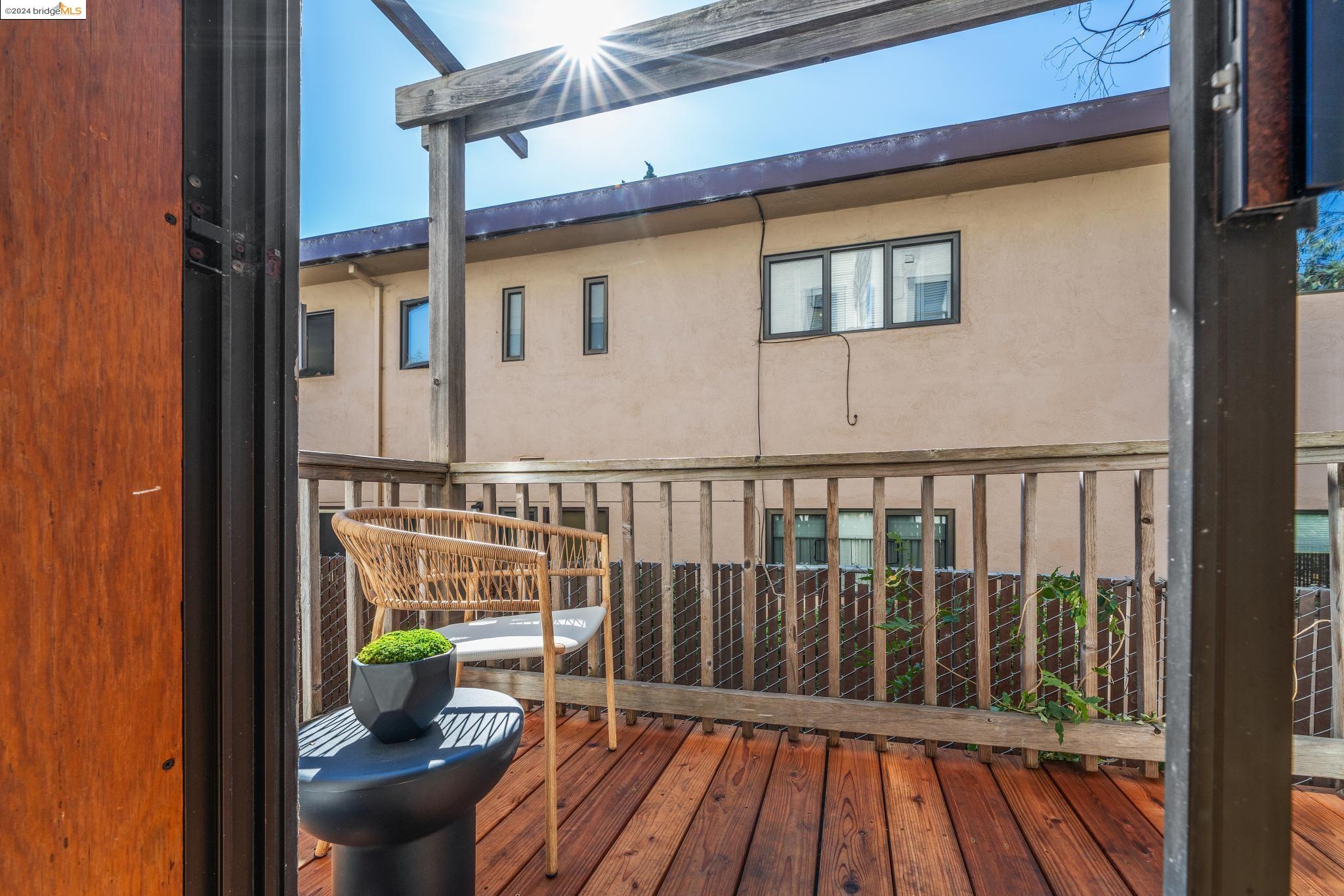 5321 MILES AVENUE # C