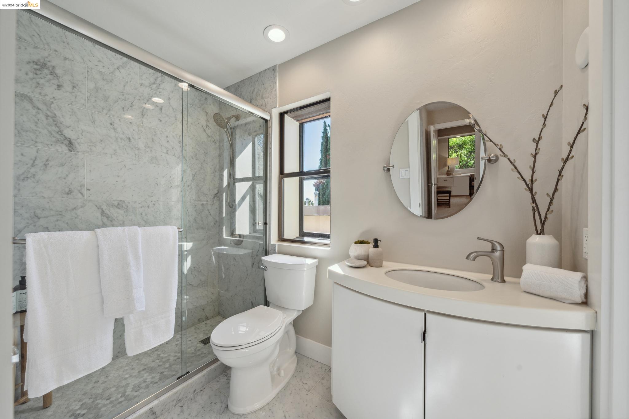 5321 MILES AVENUE # C