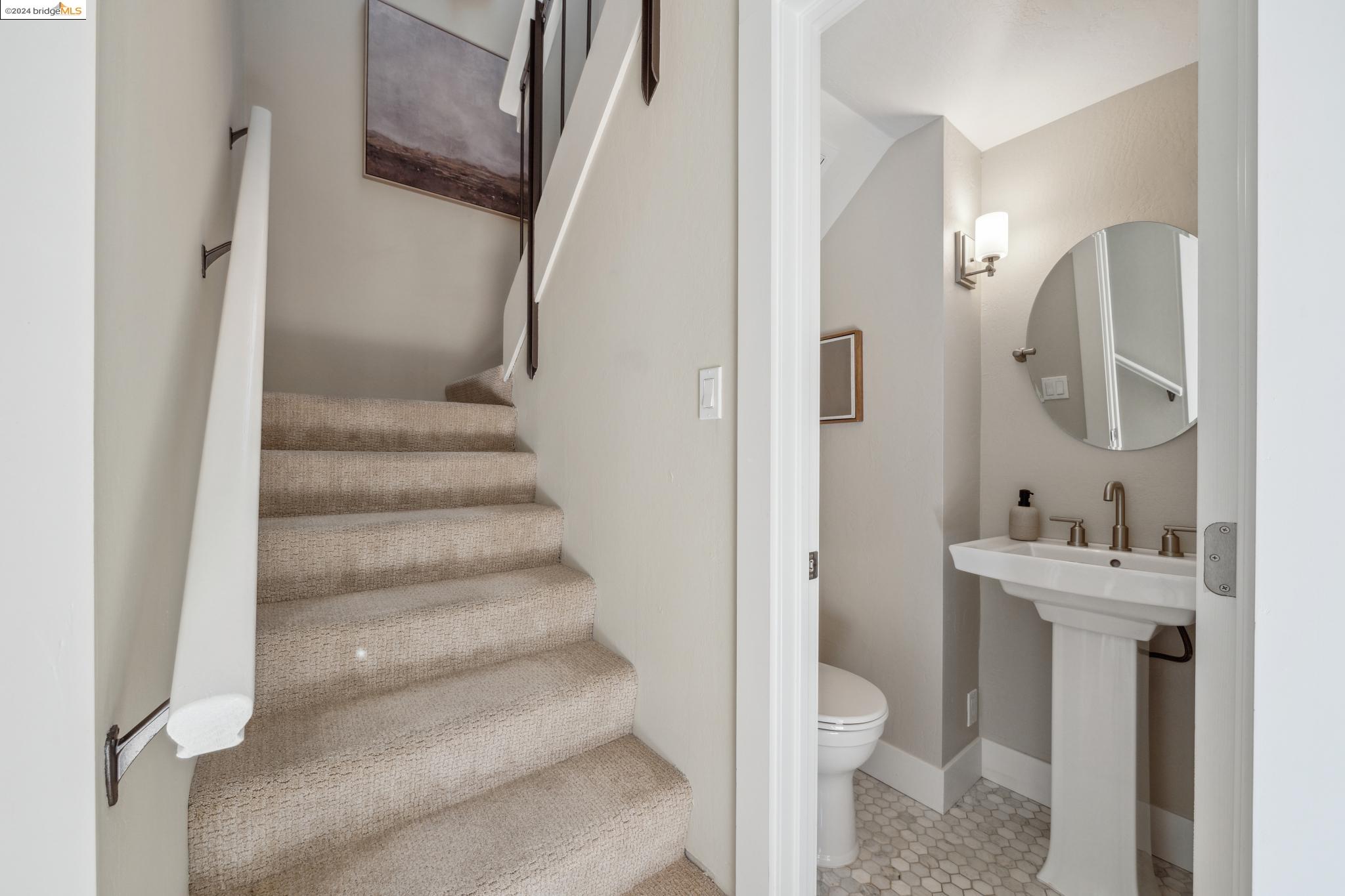 5321 MILES AVENUE # C