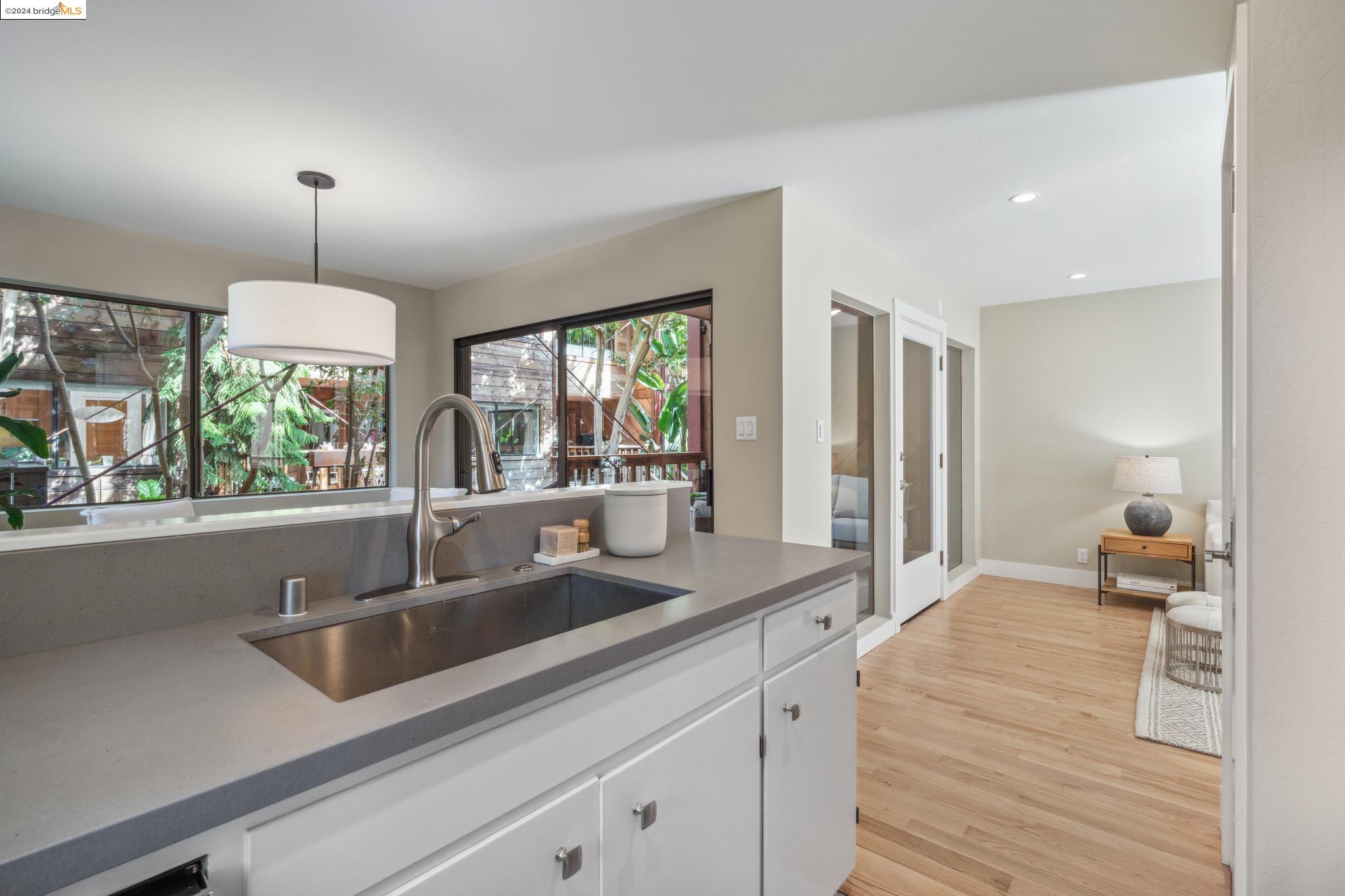 5321 MILES AVENUE # C