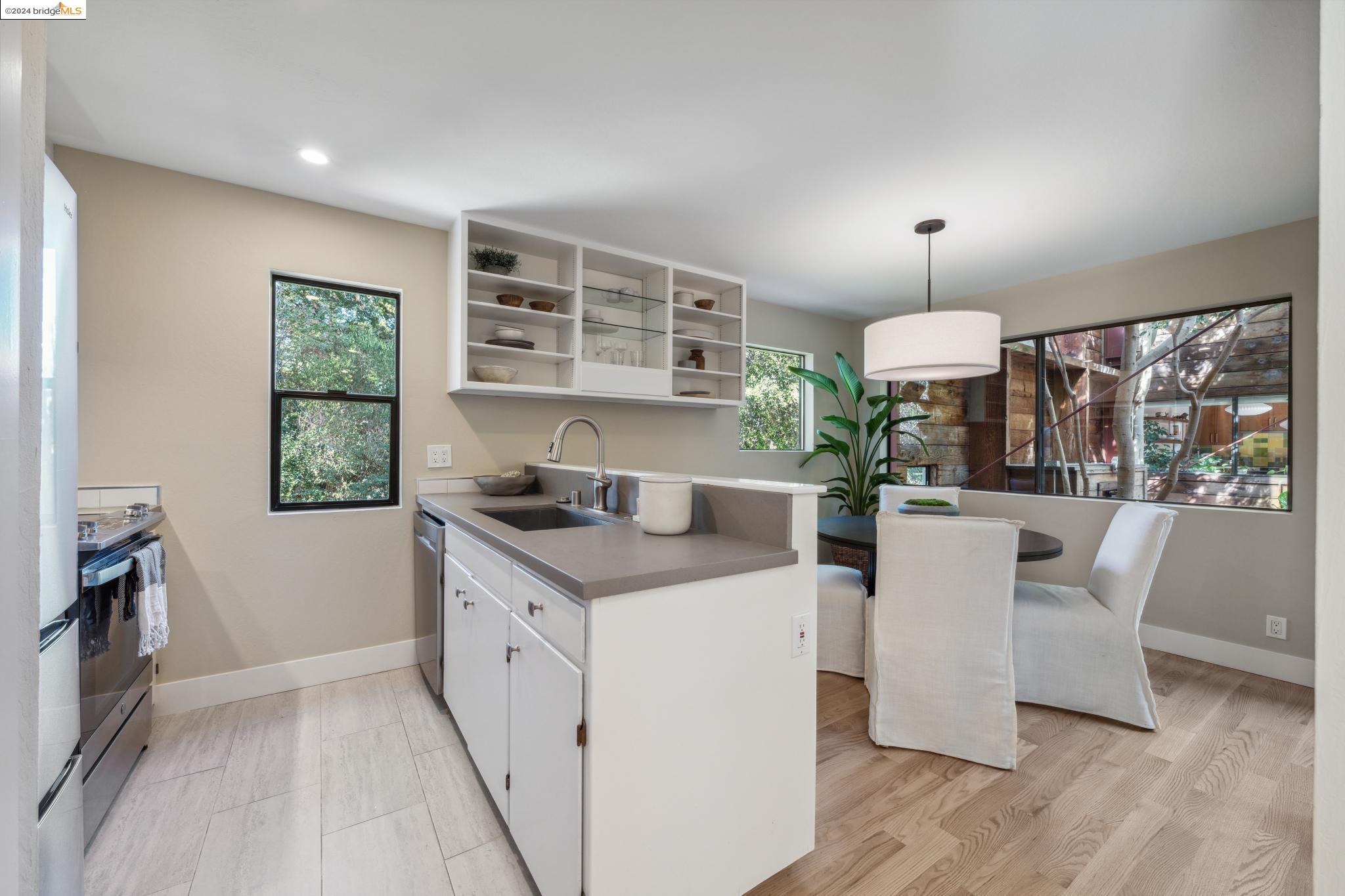 5321 MILES AVENUE # C