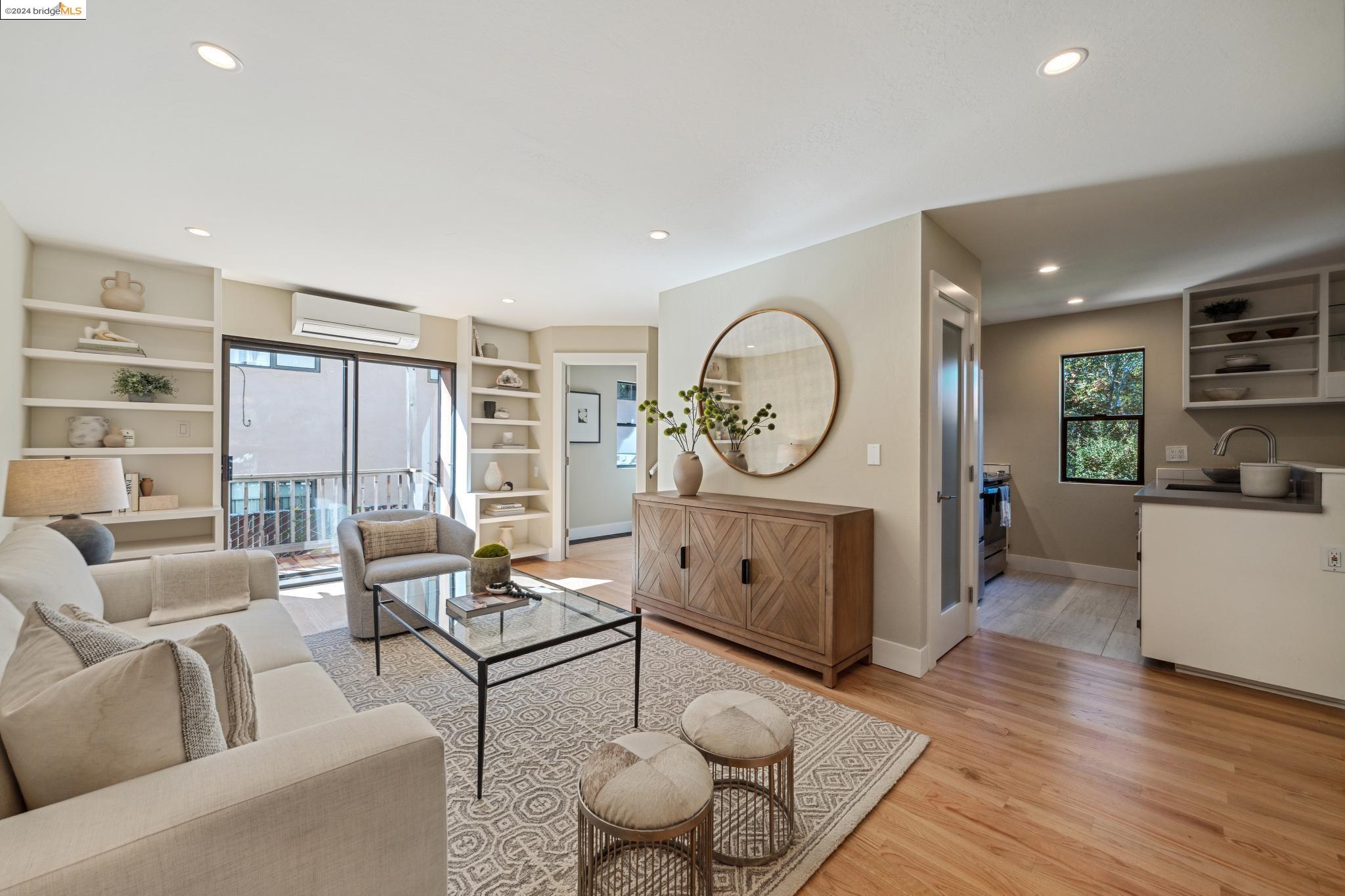 5321 MILES AVENUE # C