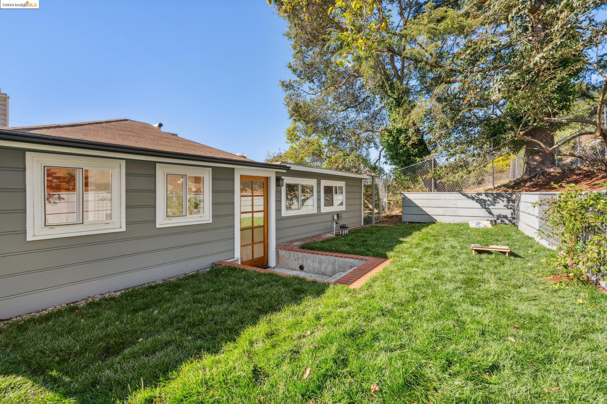 948 Arlington Blvd