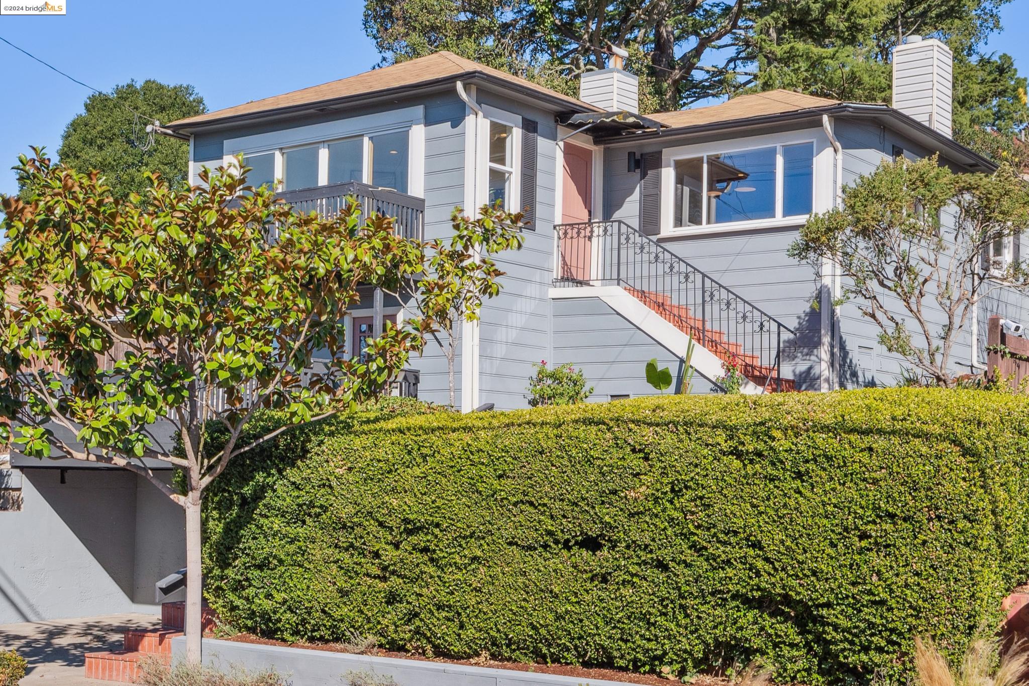 948 Arlington Blvd