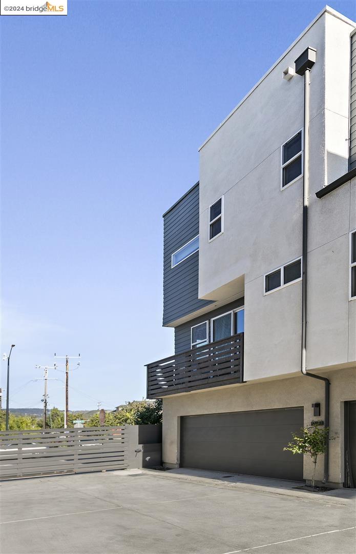 3849 Wattling Street