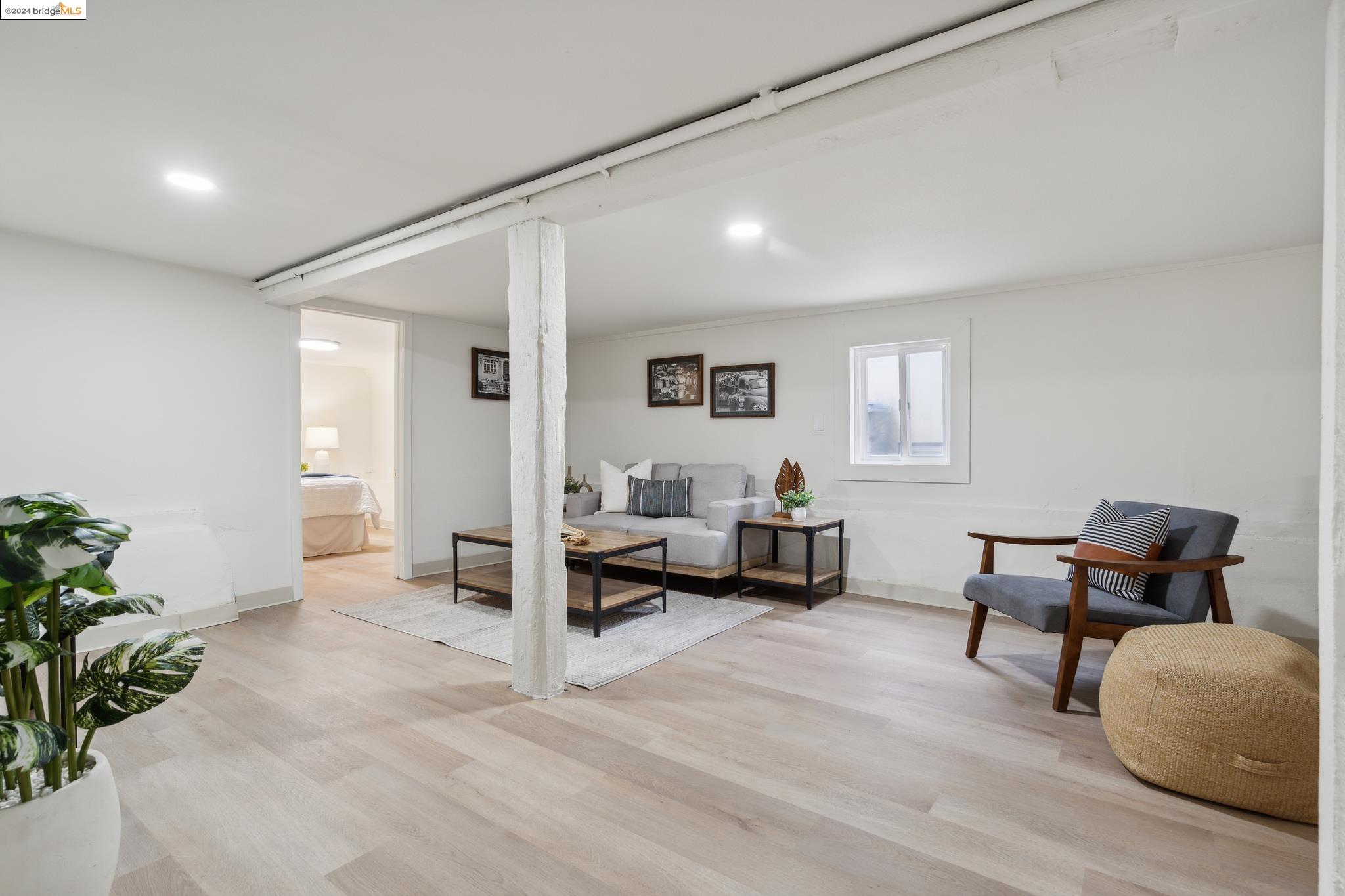 146 N 7Th St