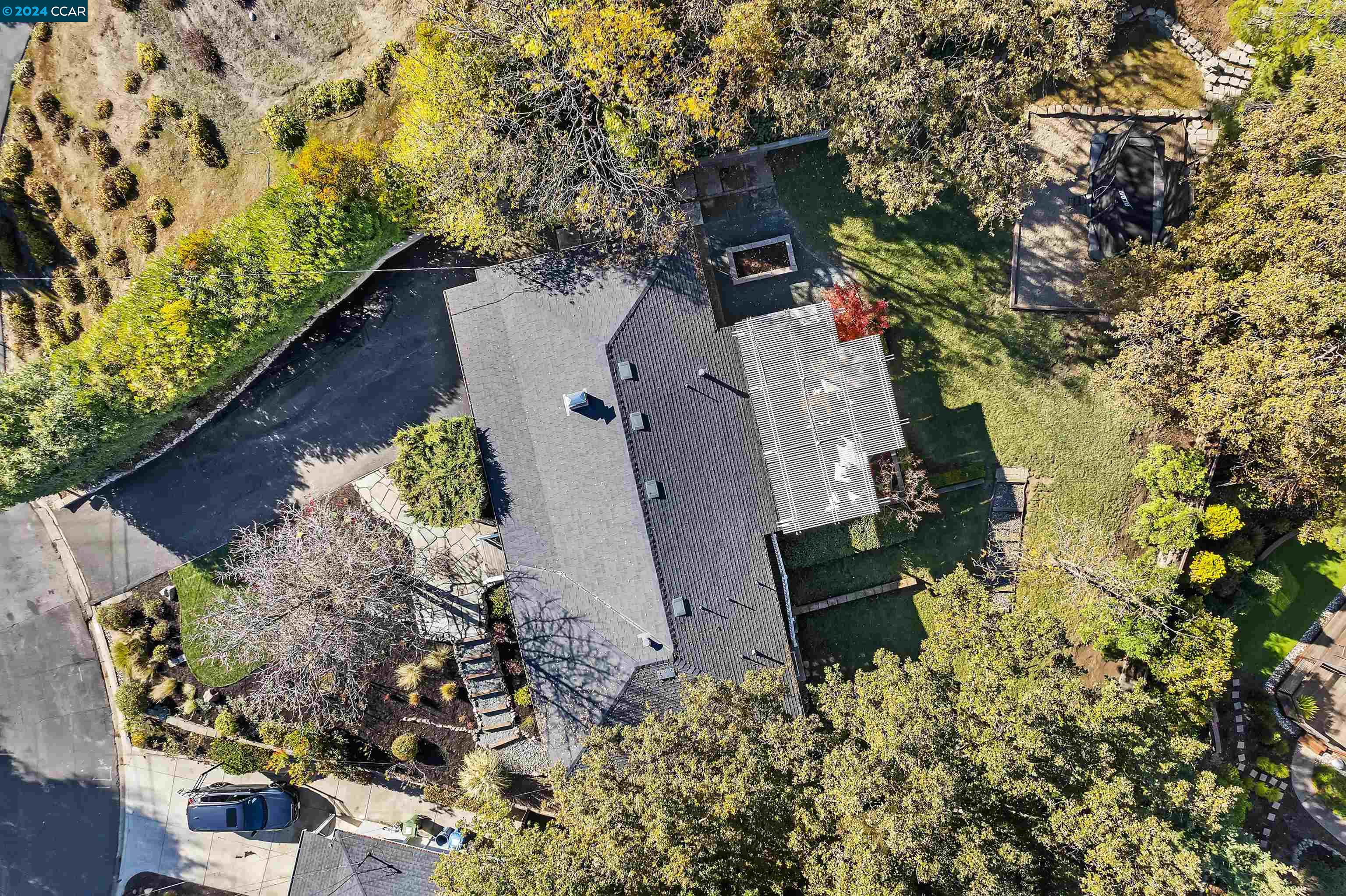 6 Carlos Ct