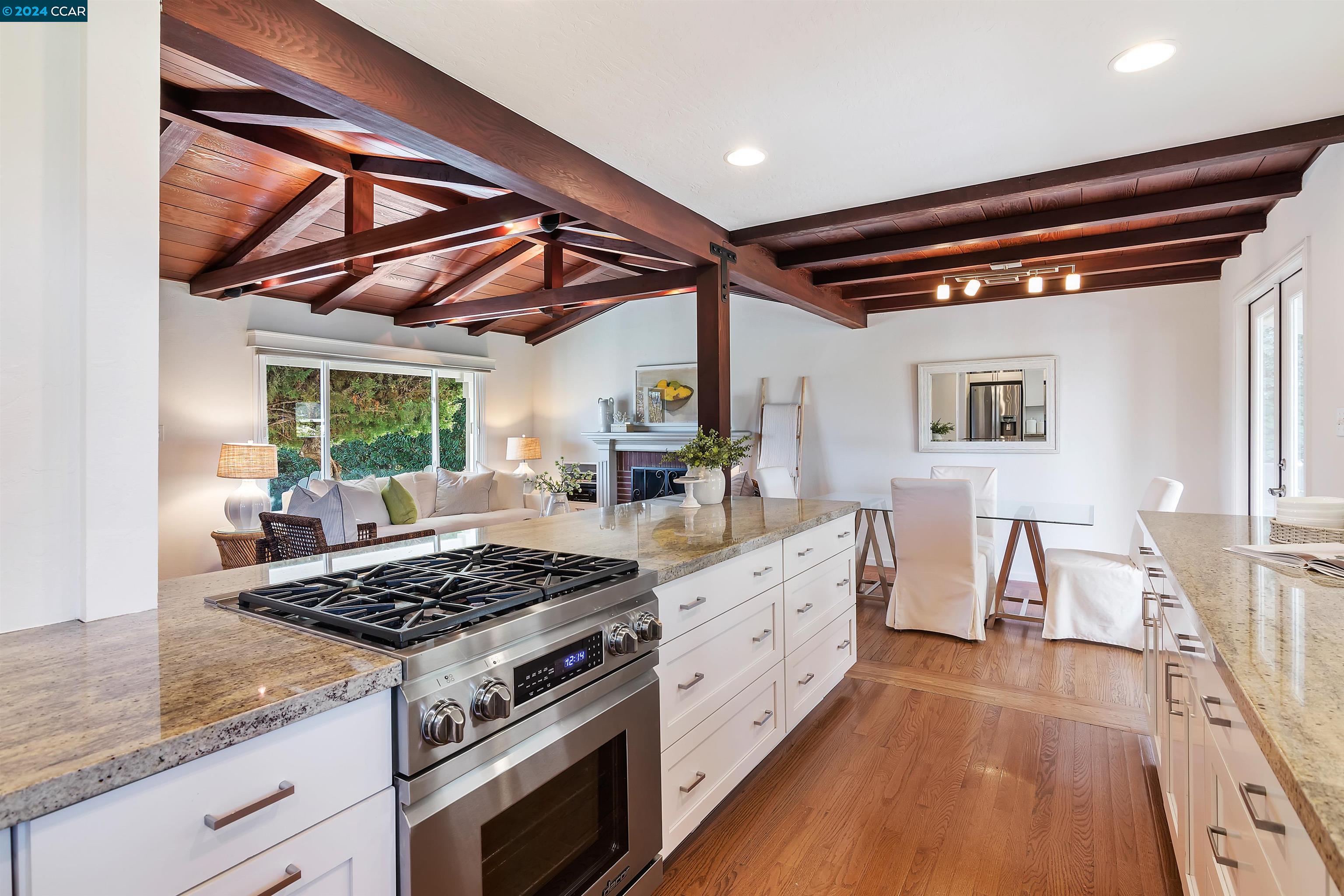 6 Carlos Ct