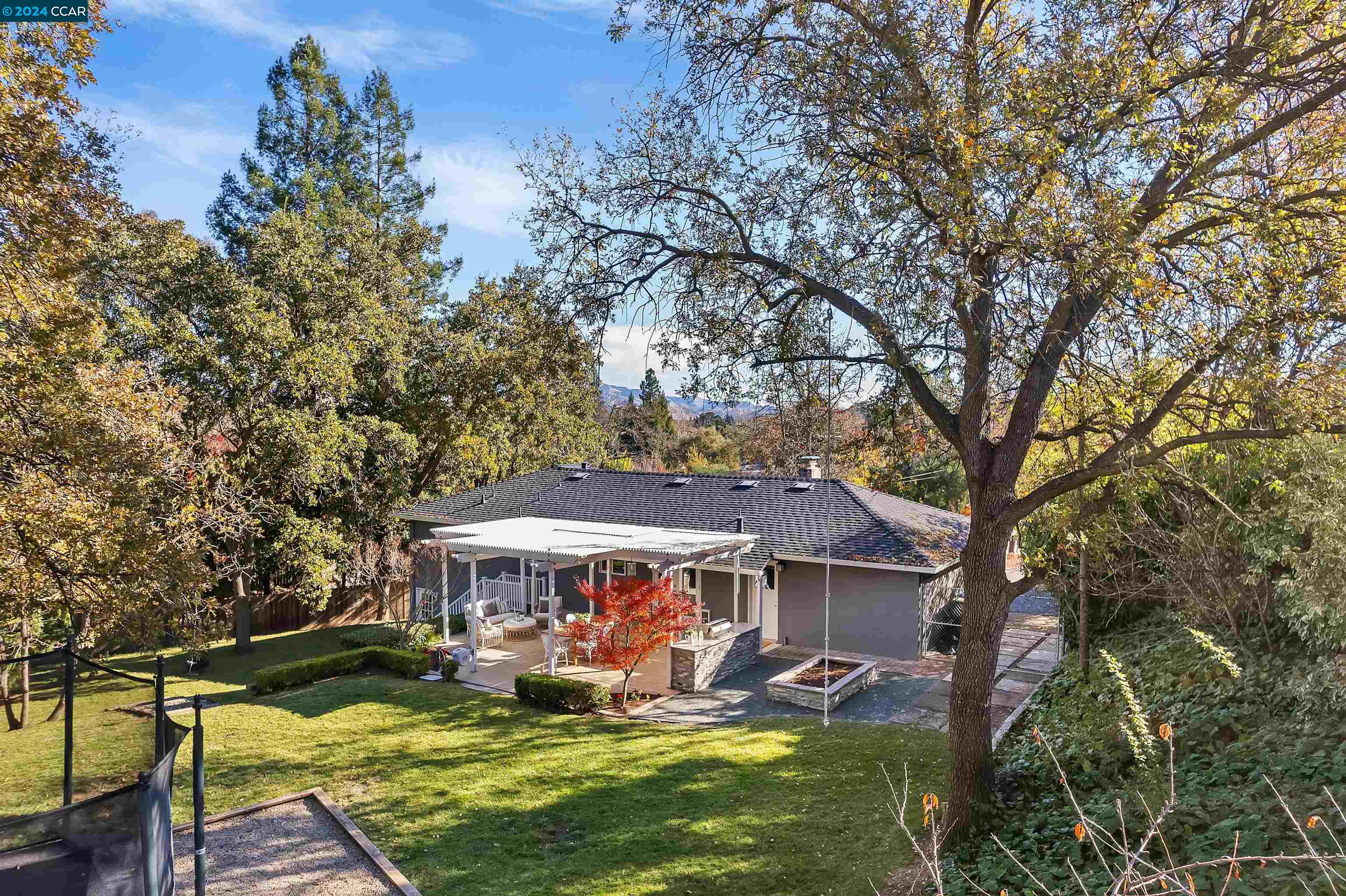 6 Carlos Ct