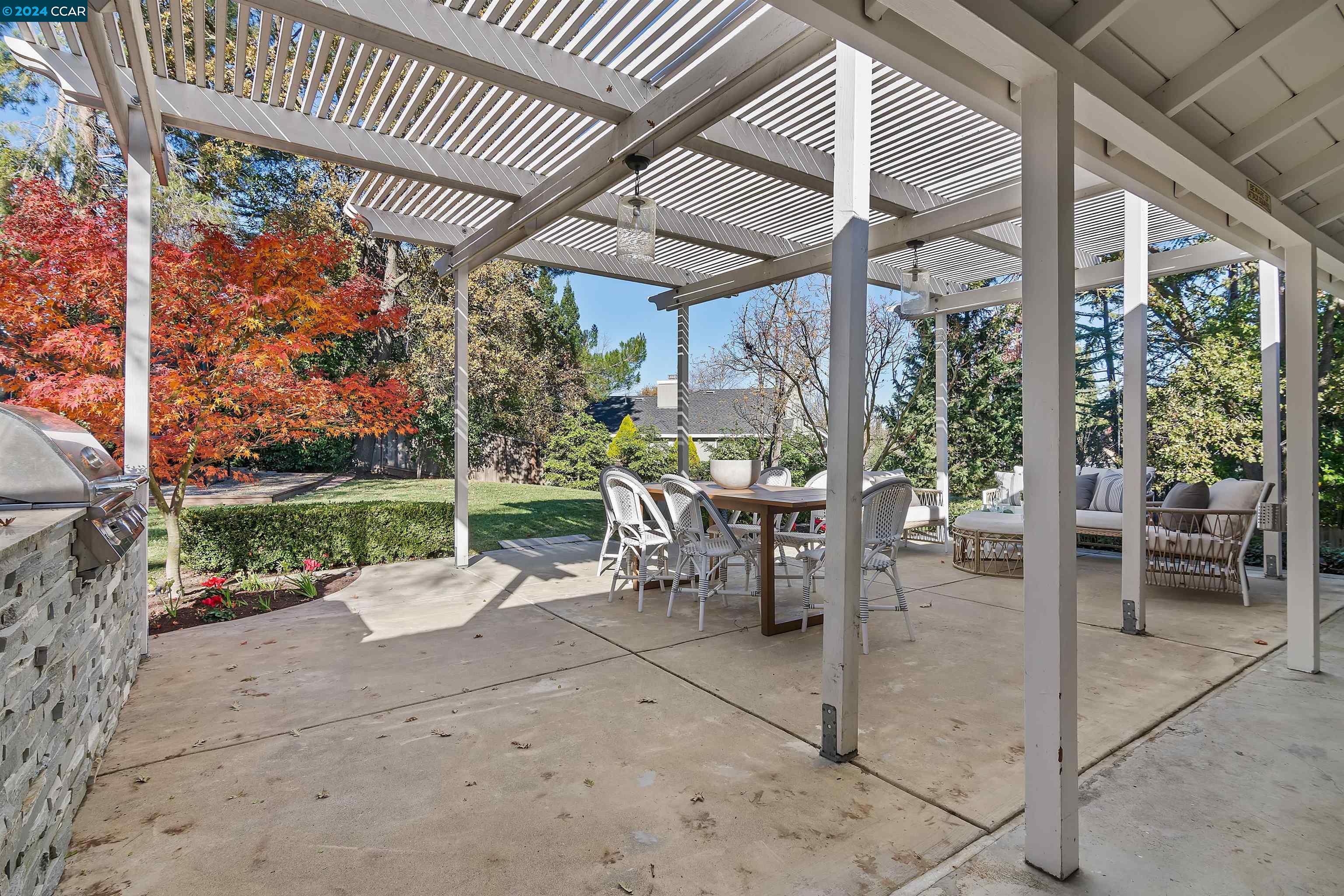 6 Carlos Ct