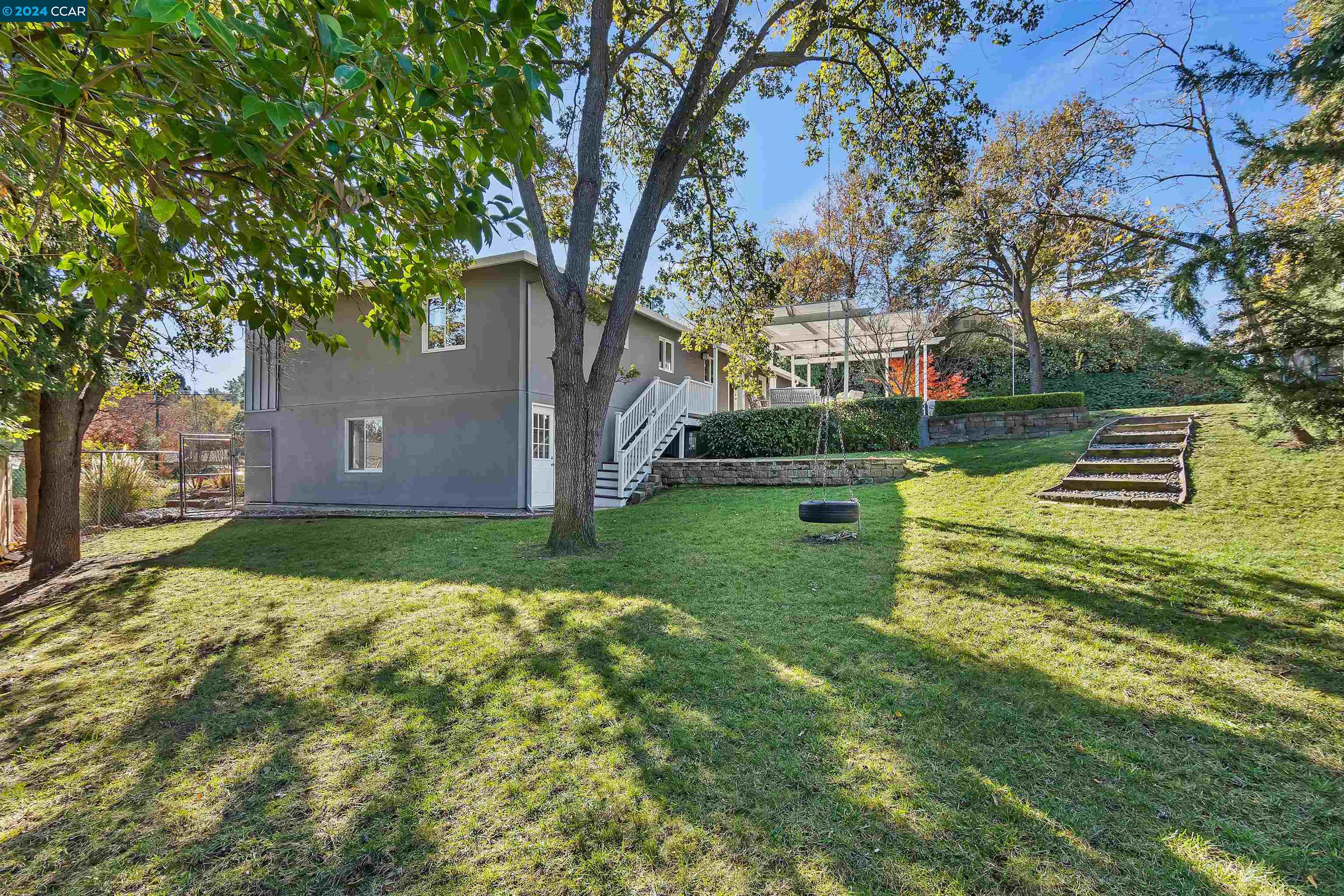 6 Carlos Ct