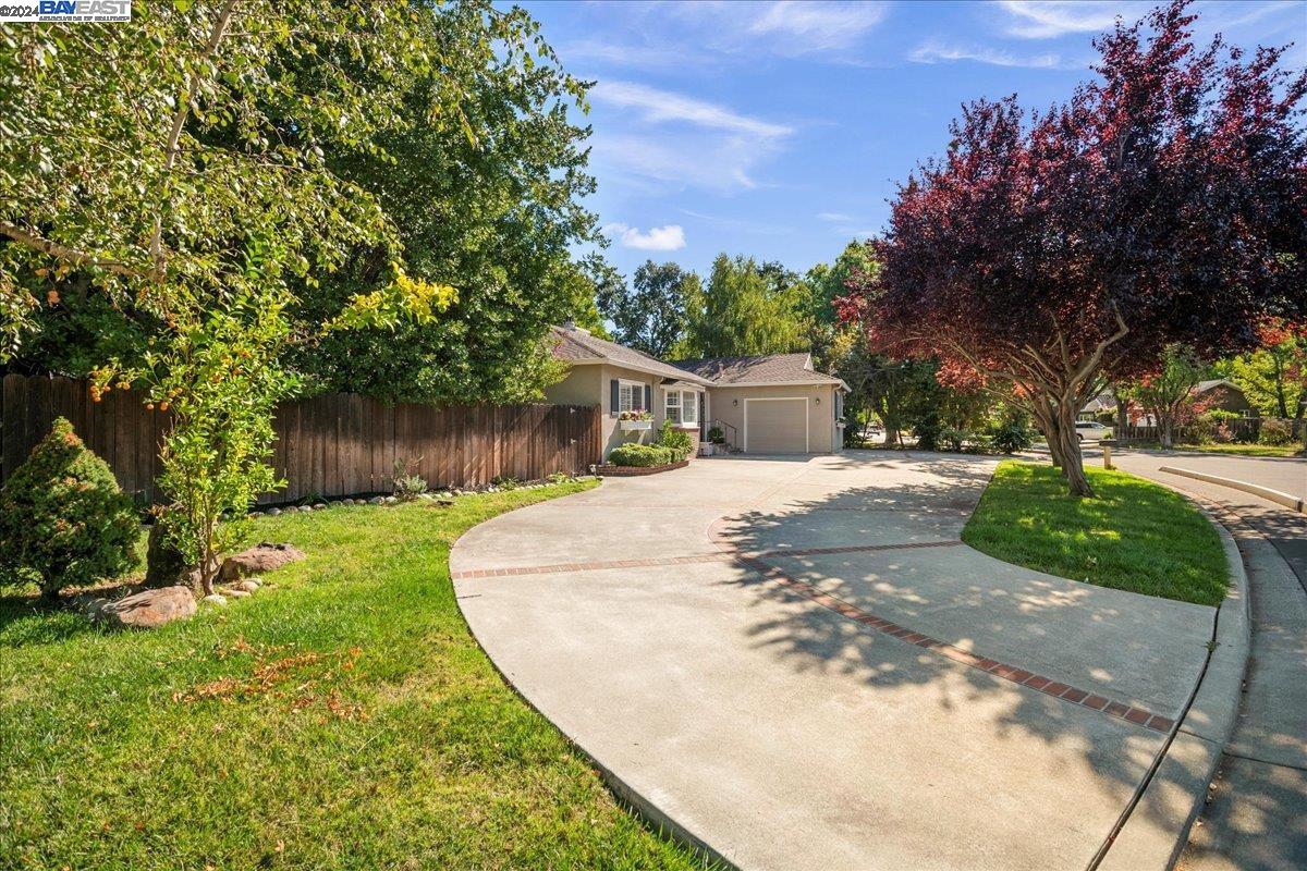 166 Cameo Drive