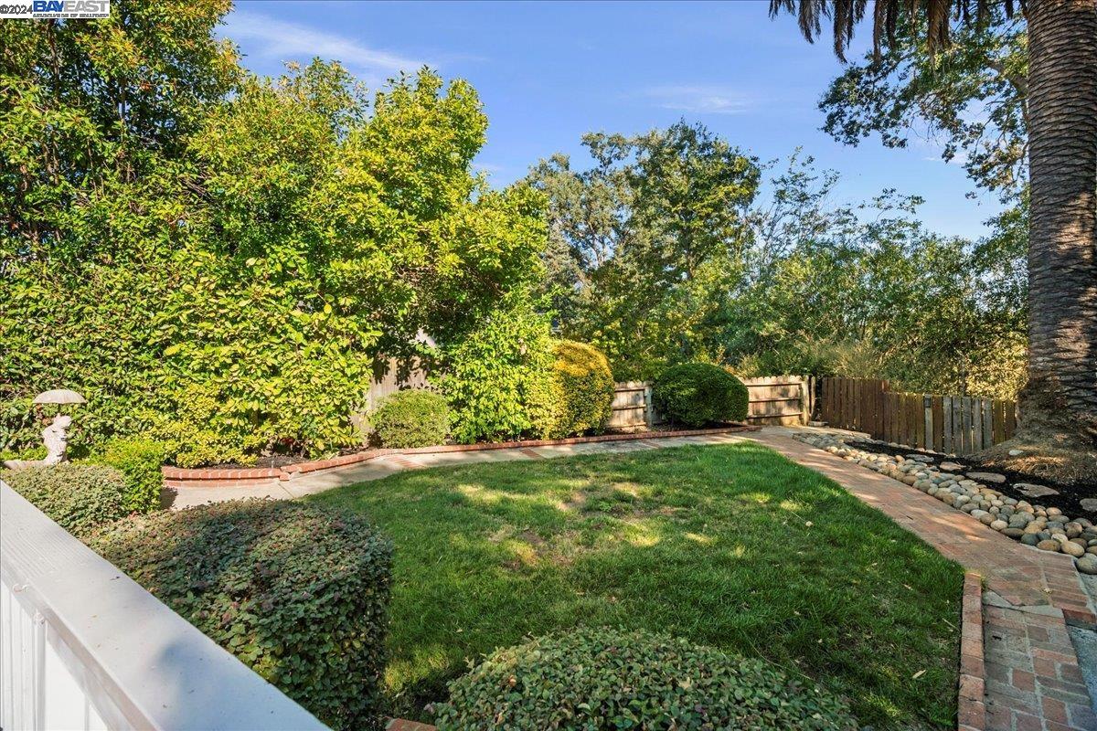 166 Cameo Drive