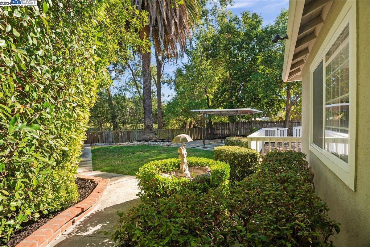 166 Cameo Drive