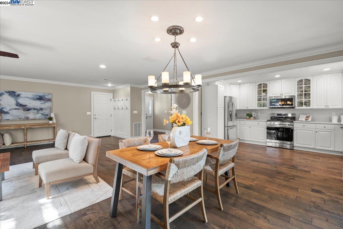 166 Cameo Drive