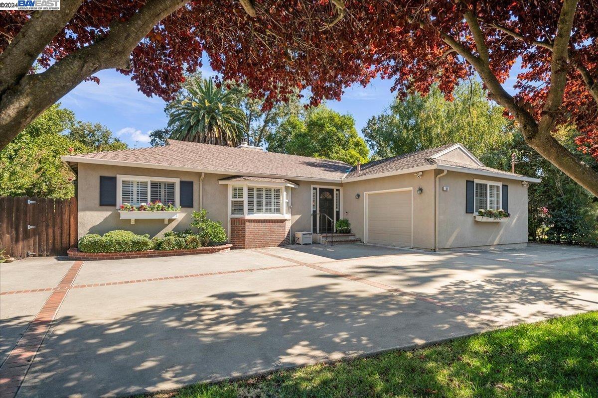 166 Cameo Drive