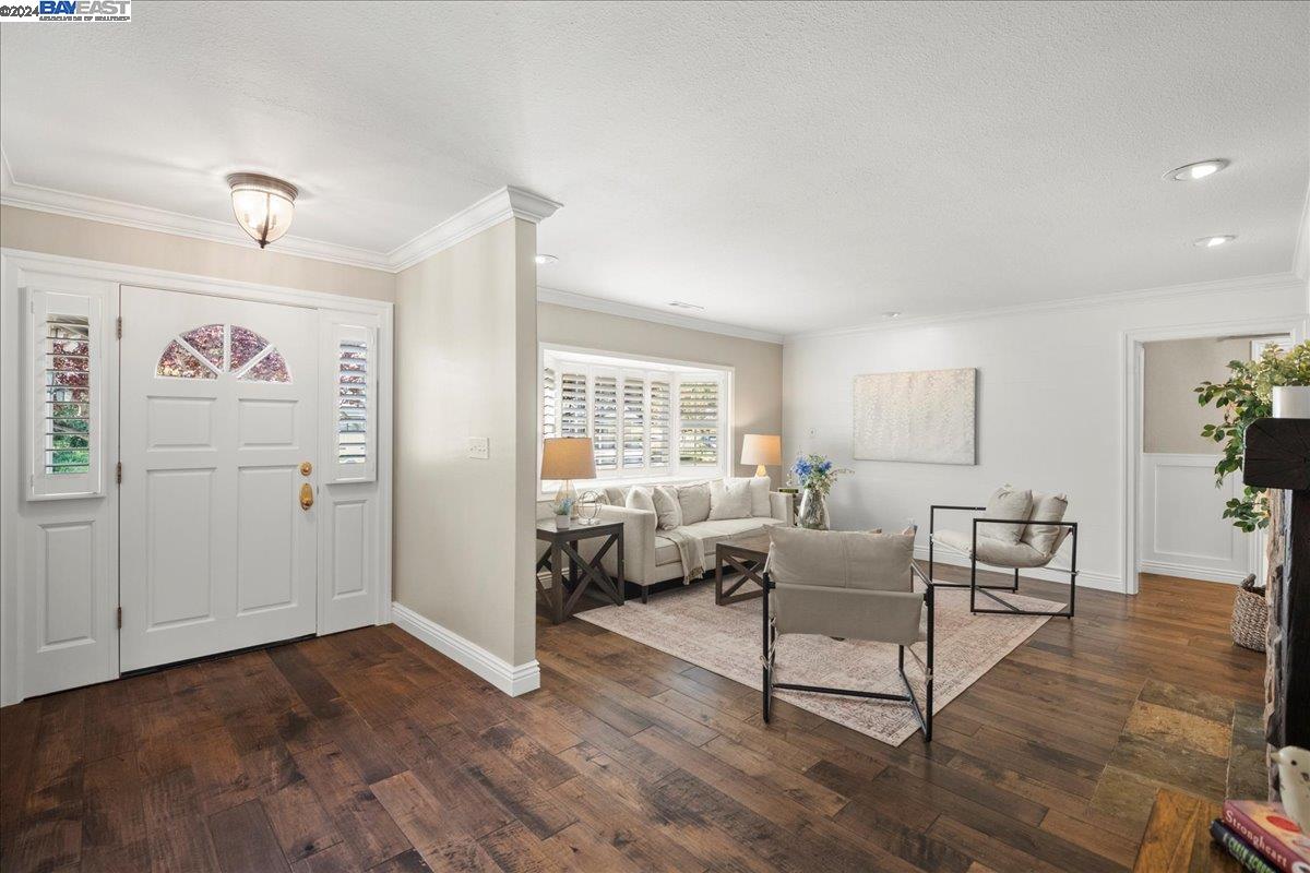 166 Cameo Drive