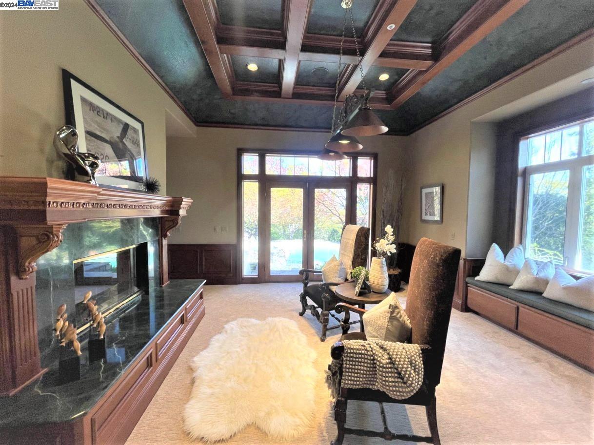 1926 Clover Ct