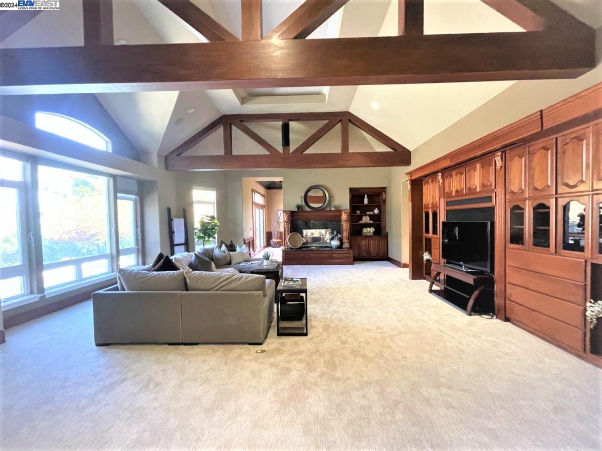 1926 Clover Ct
