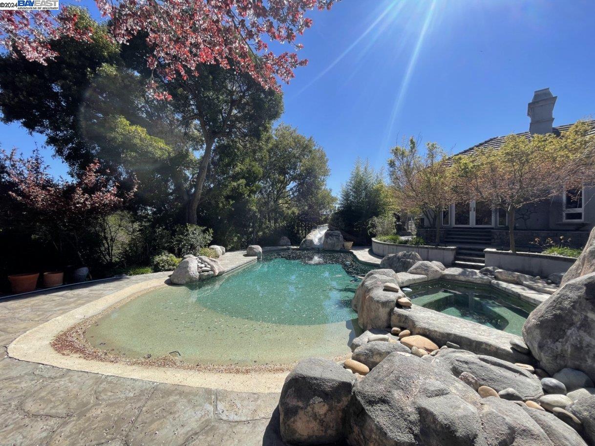 1926 Clover Ct