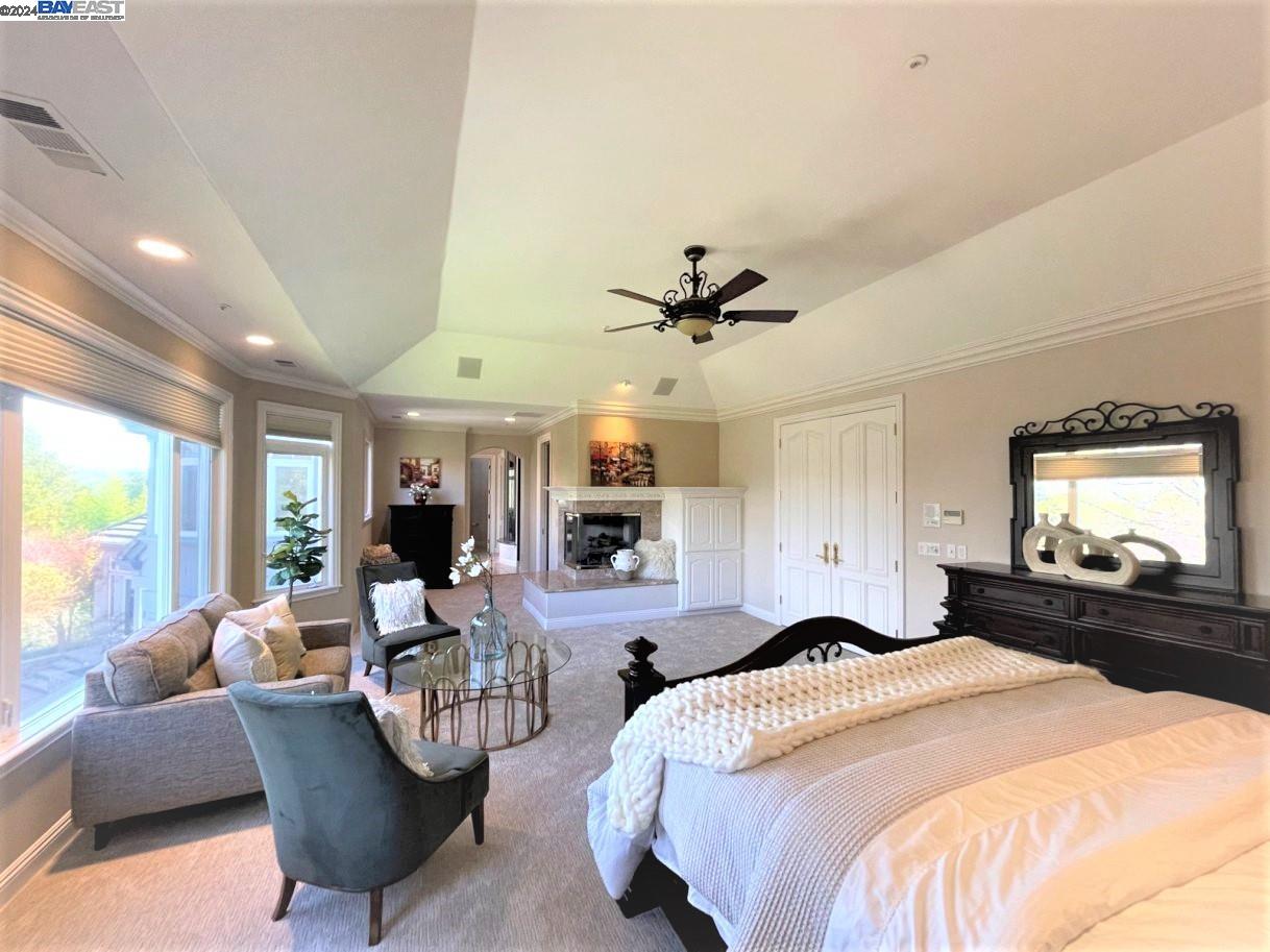 1926 Clover Ct