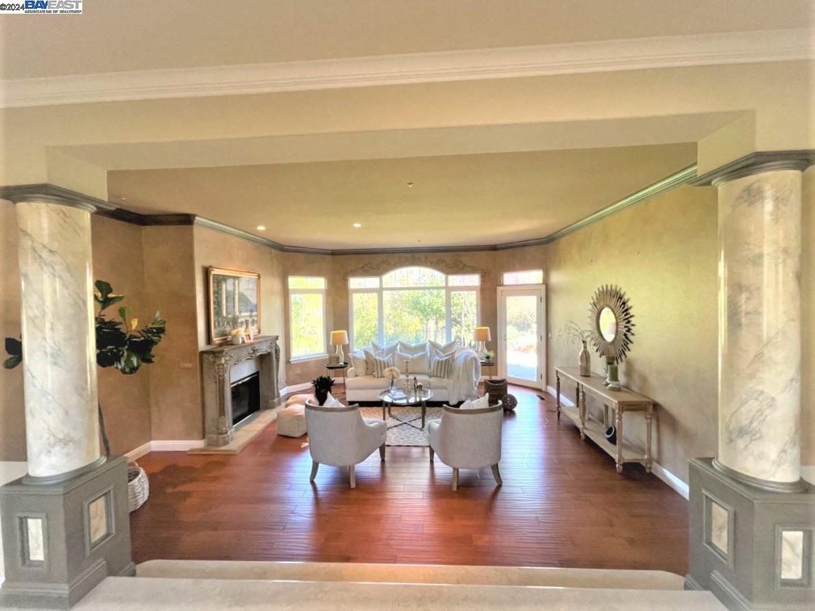 1926 Clover Ct