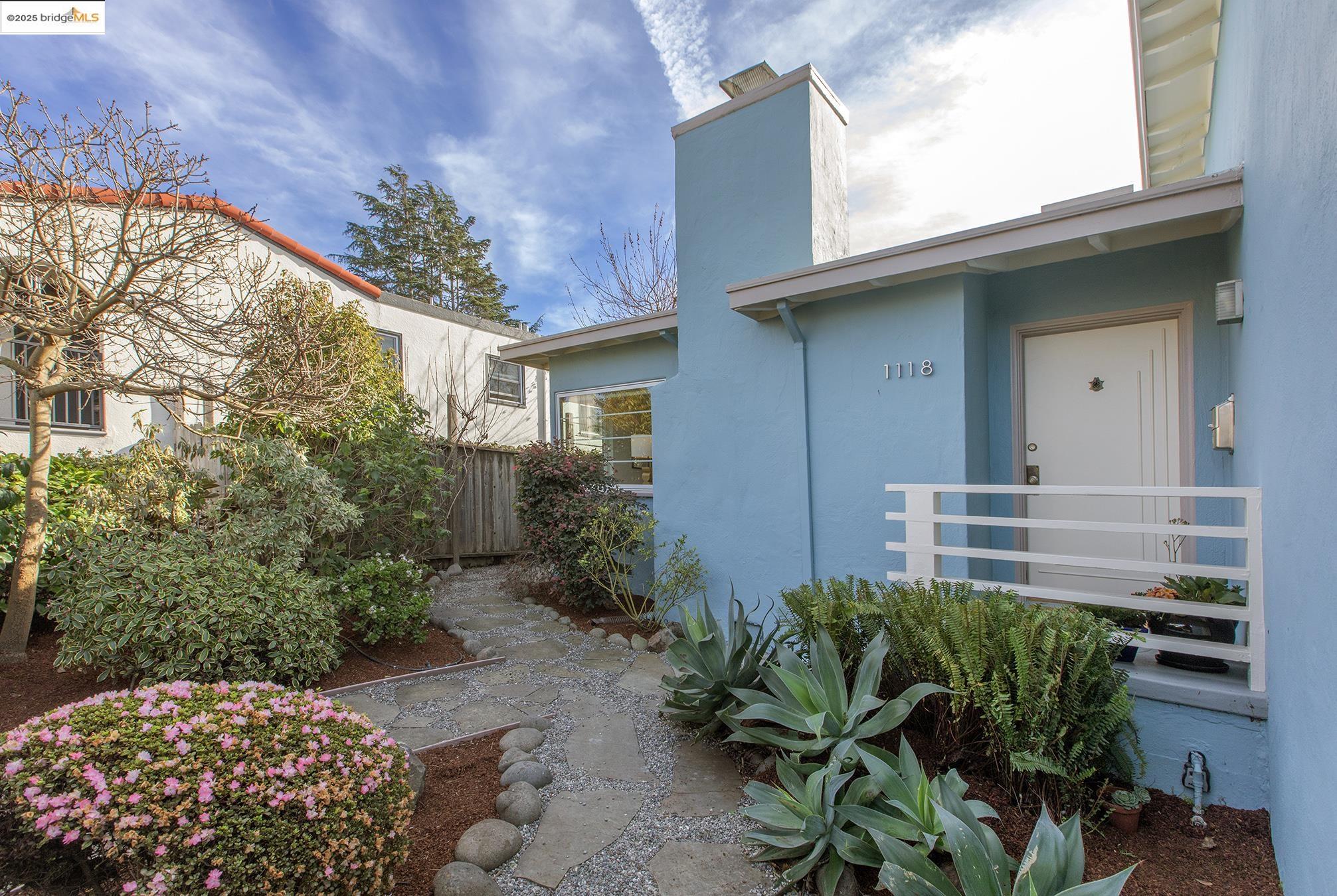 1118 Francisco St