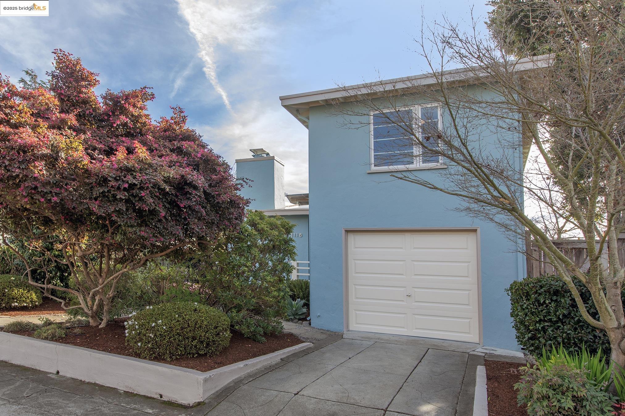 1118 Francisco St