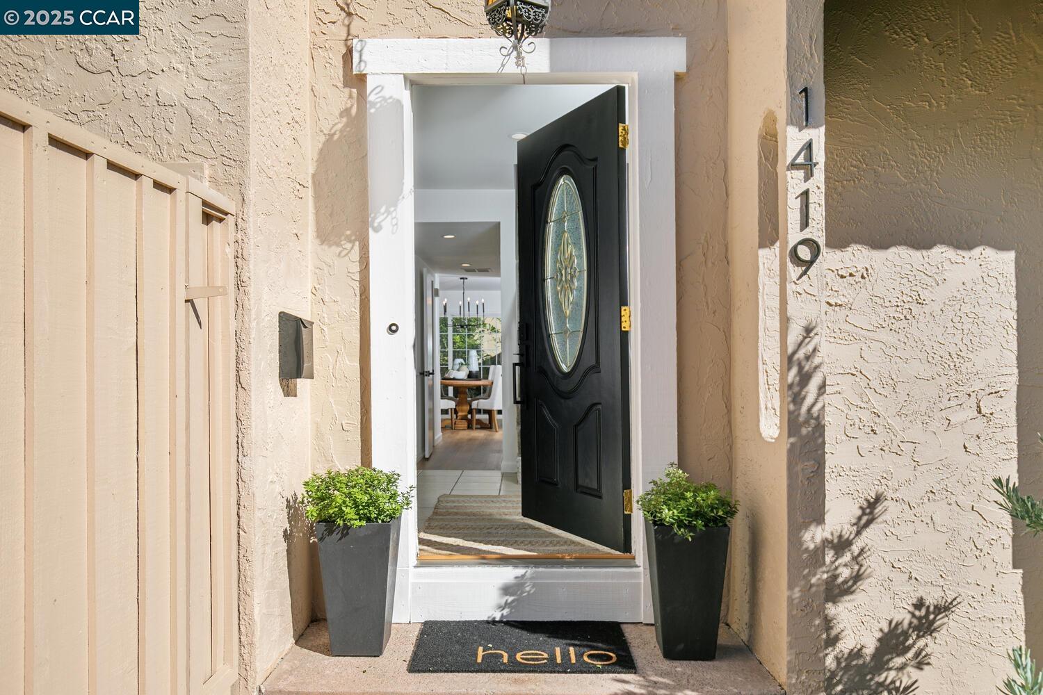 1419 Camino Peral