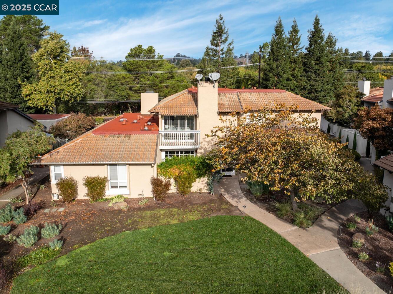 1419 Camino Peral