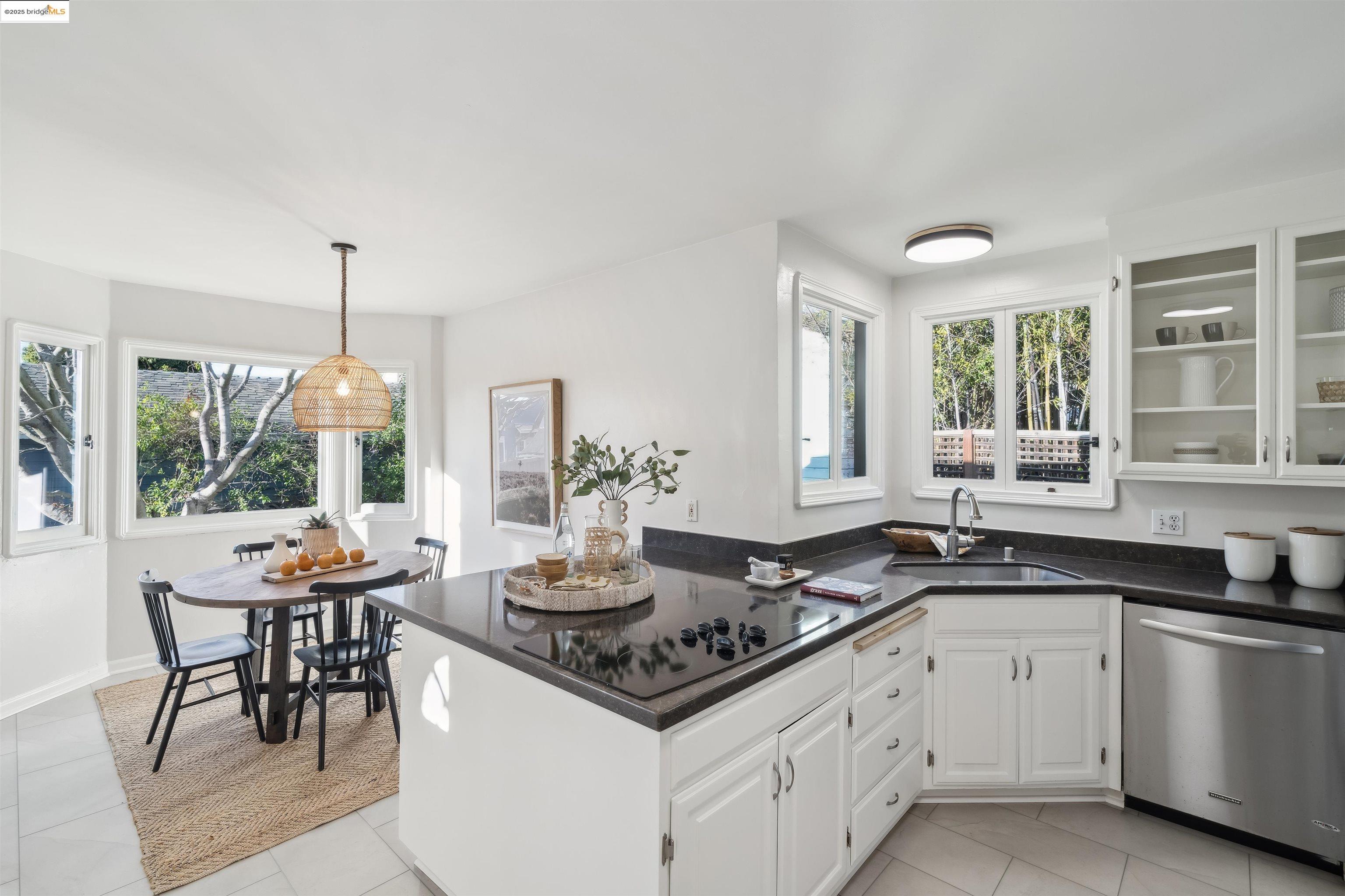 3959 Huntington