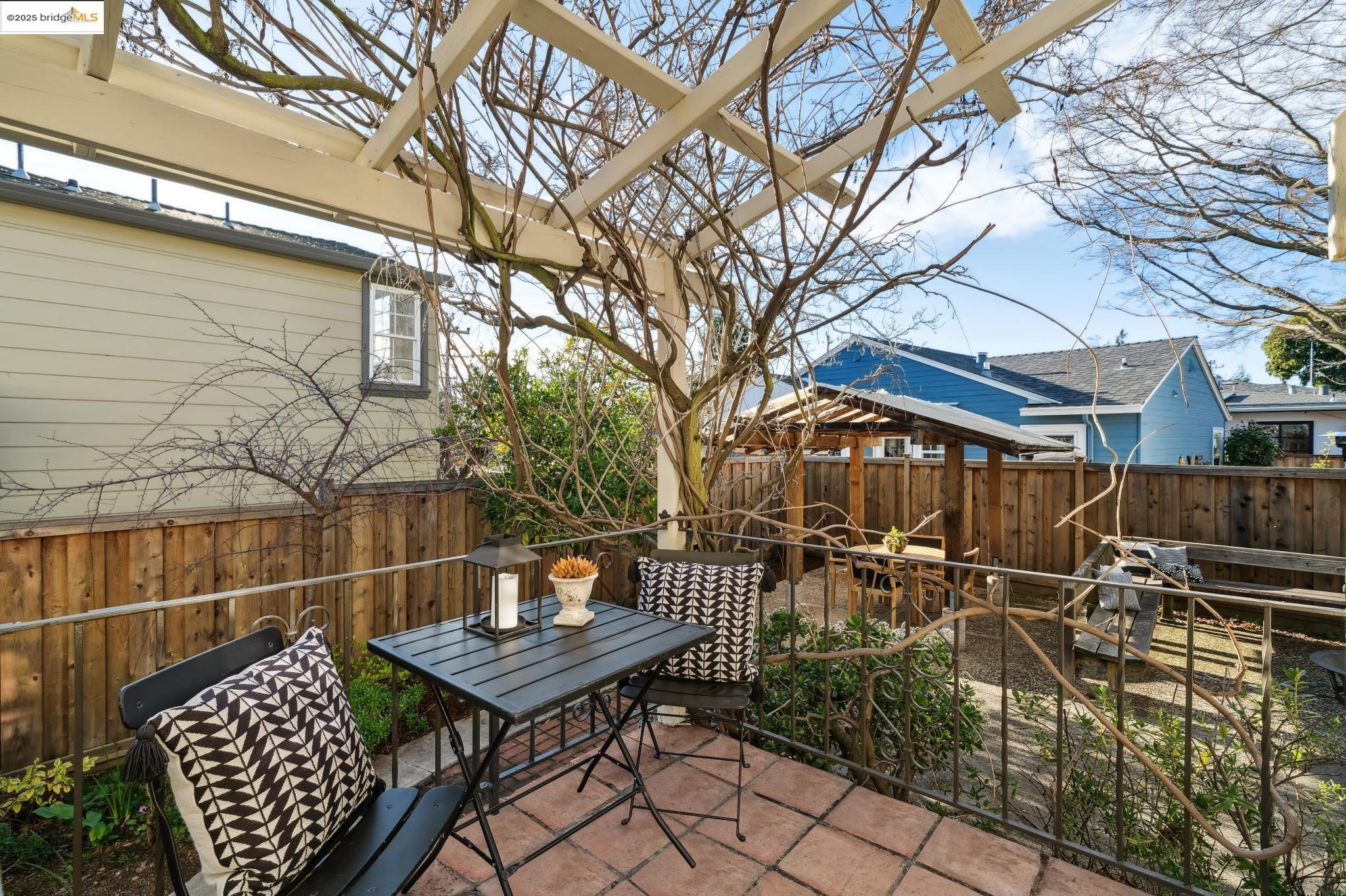 3959 Huntington