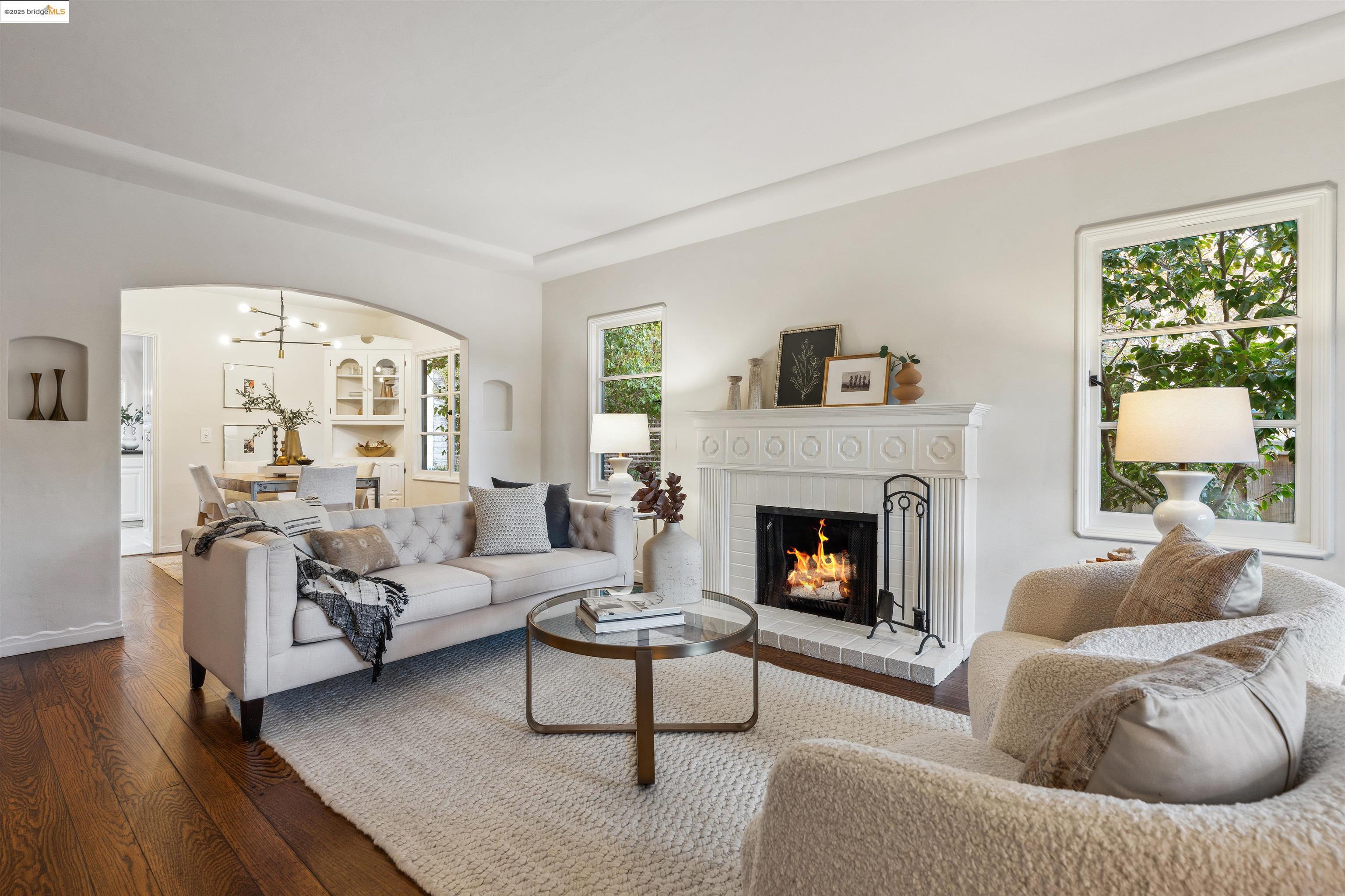 3959 Huntington
