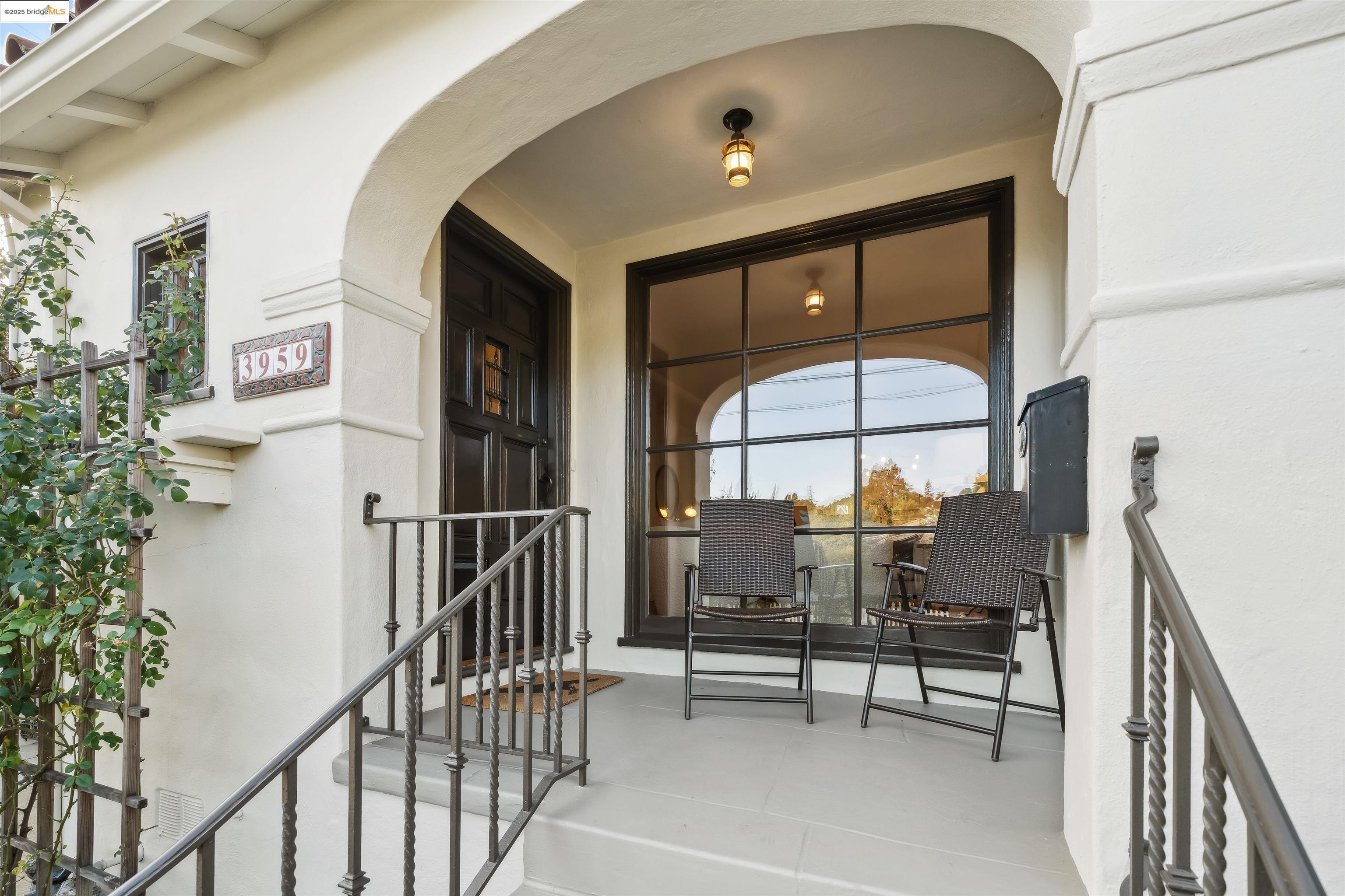 3959 Huntington