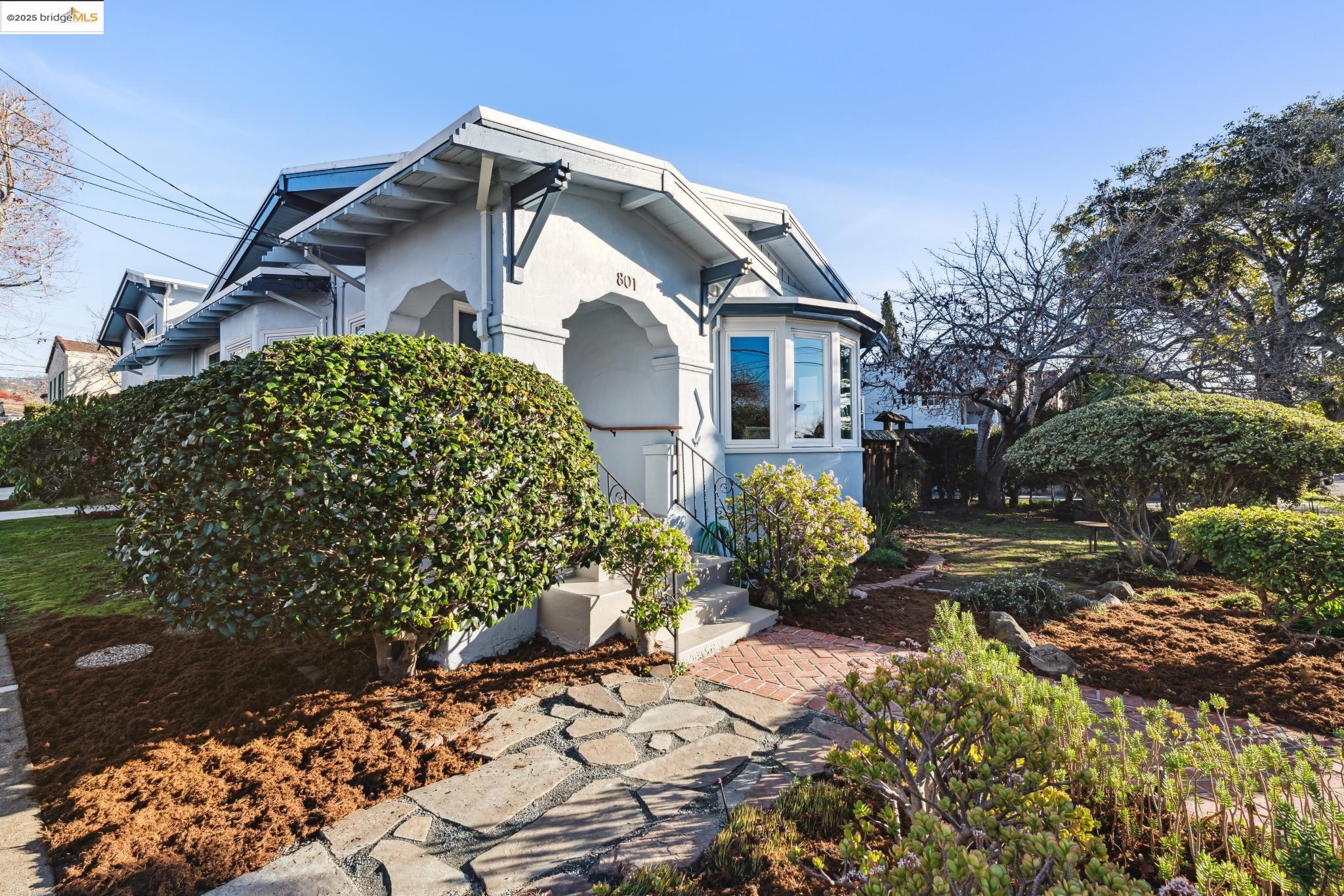 801 San Carlos Ave