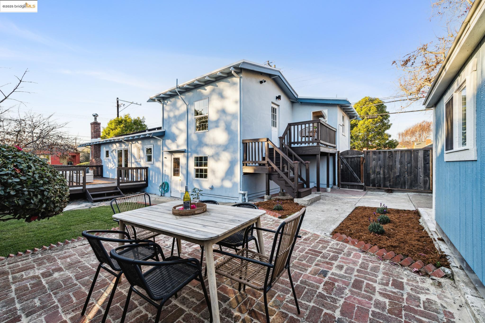 801 San Carlos Ave