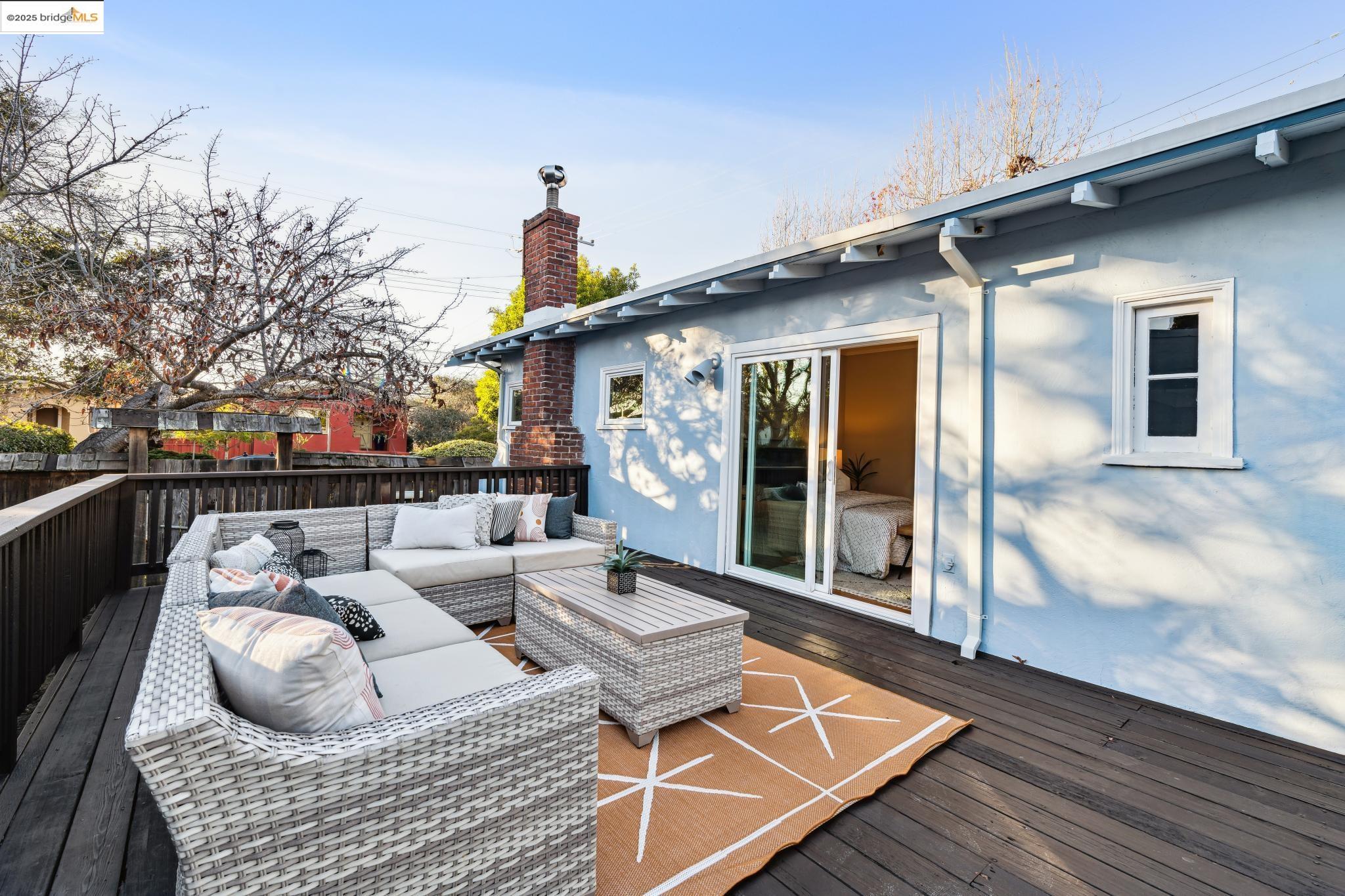 801 San Carlos Ave